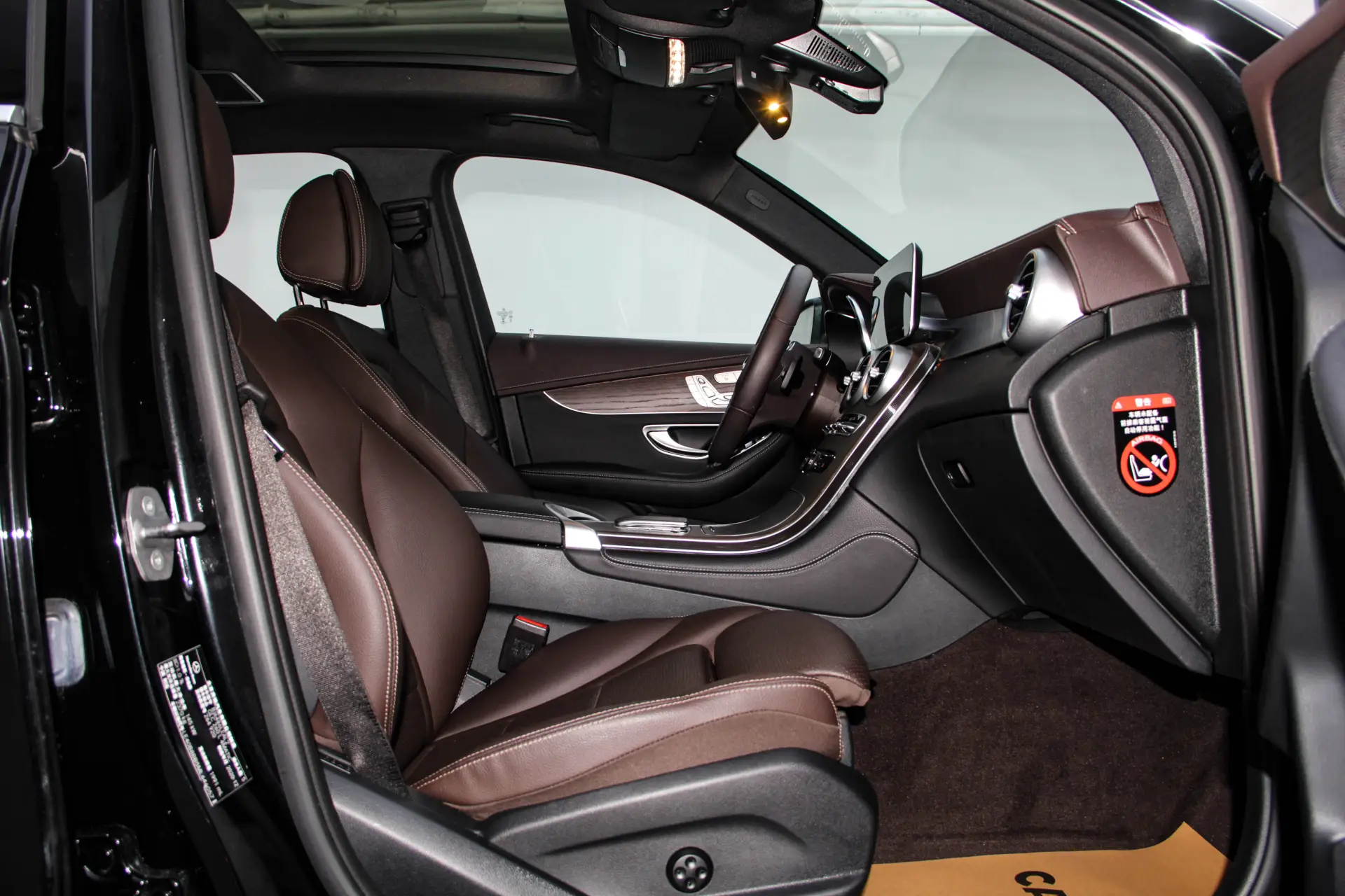 Mercedes-Benz GLC 260 L, 2021 31
