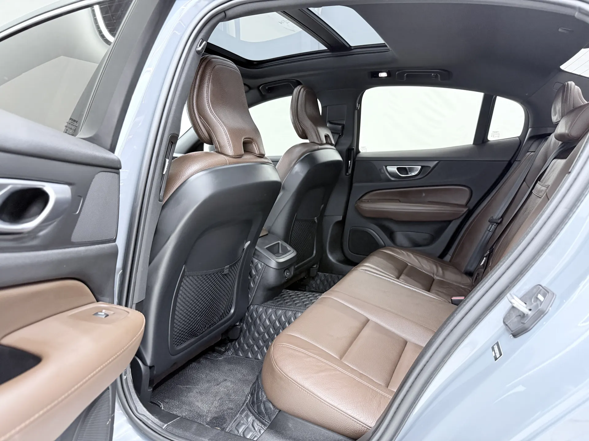 Volvo S60, 2023 14