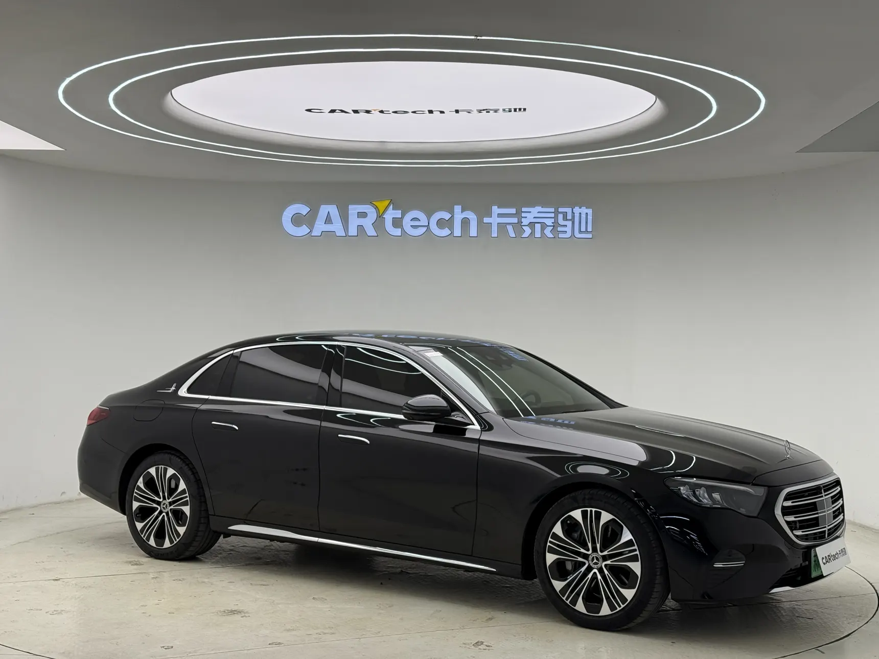 Mercedes-Benz E 350 e, 2024 2
