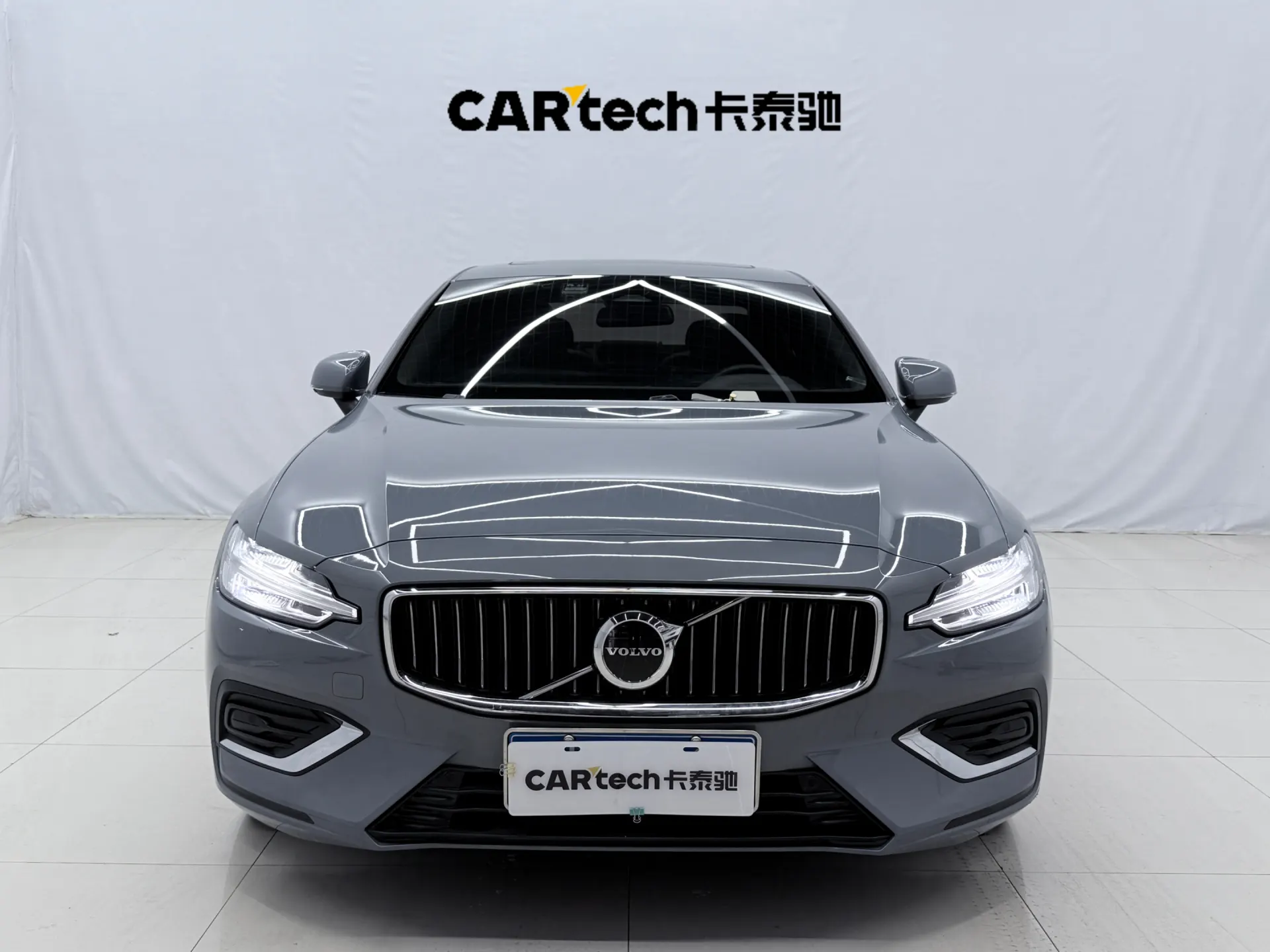 Volvo S60, 2023 3