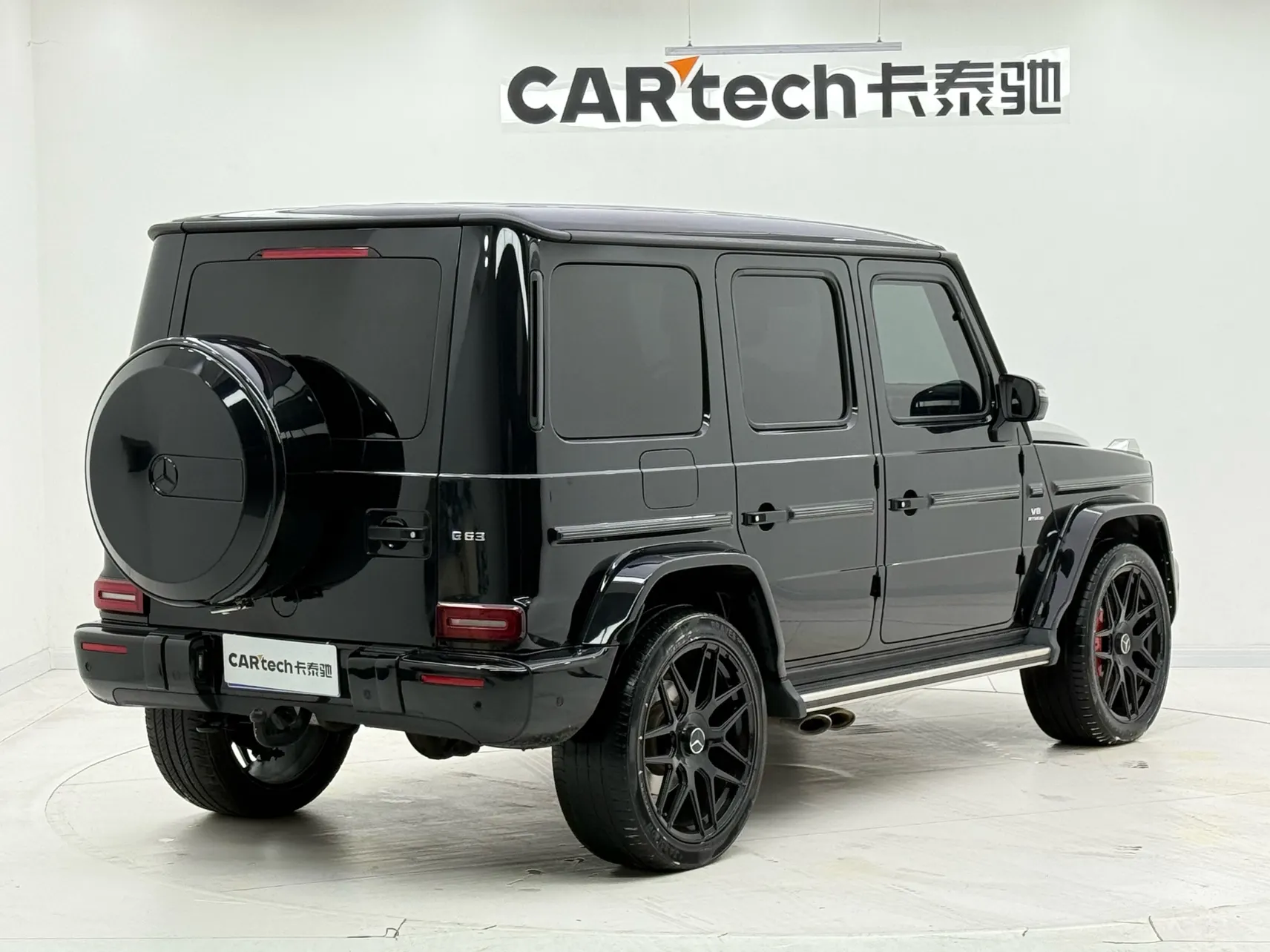 Mercedes-Benz G 500, 2022 все фото
