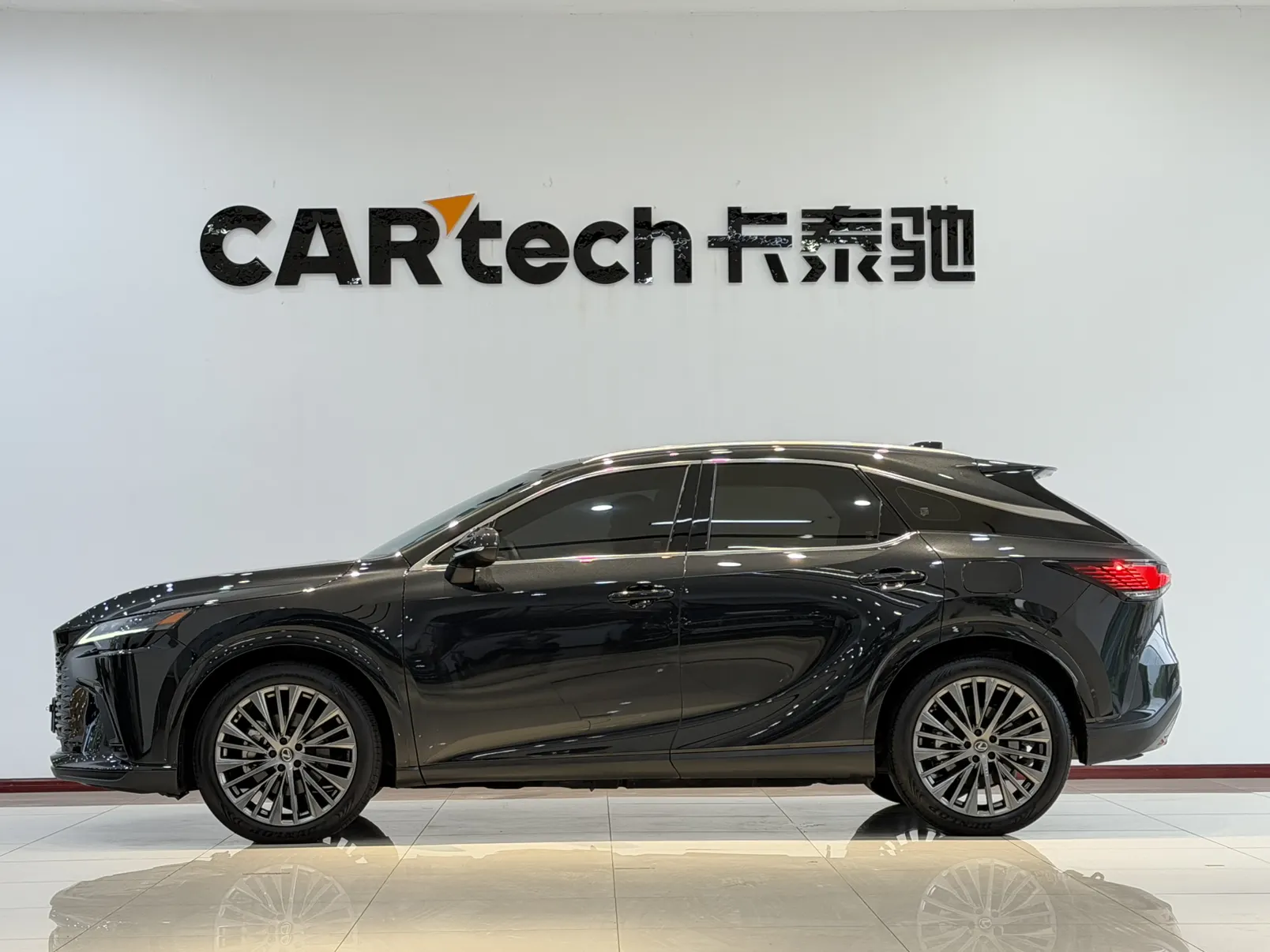 Lexus RX 350h, 2024 8
