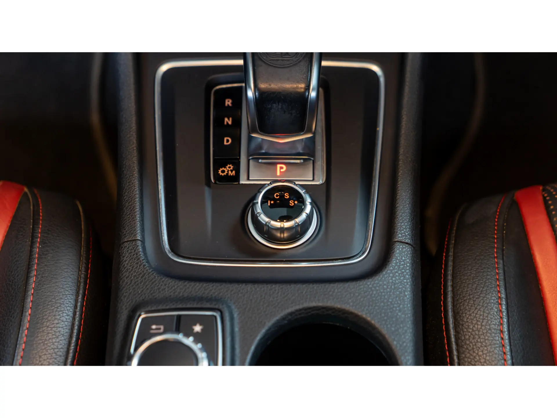 Mercedes-Benz GLA 45 4MATIC, 2016 15