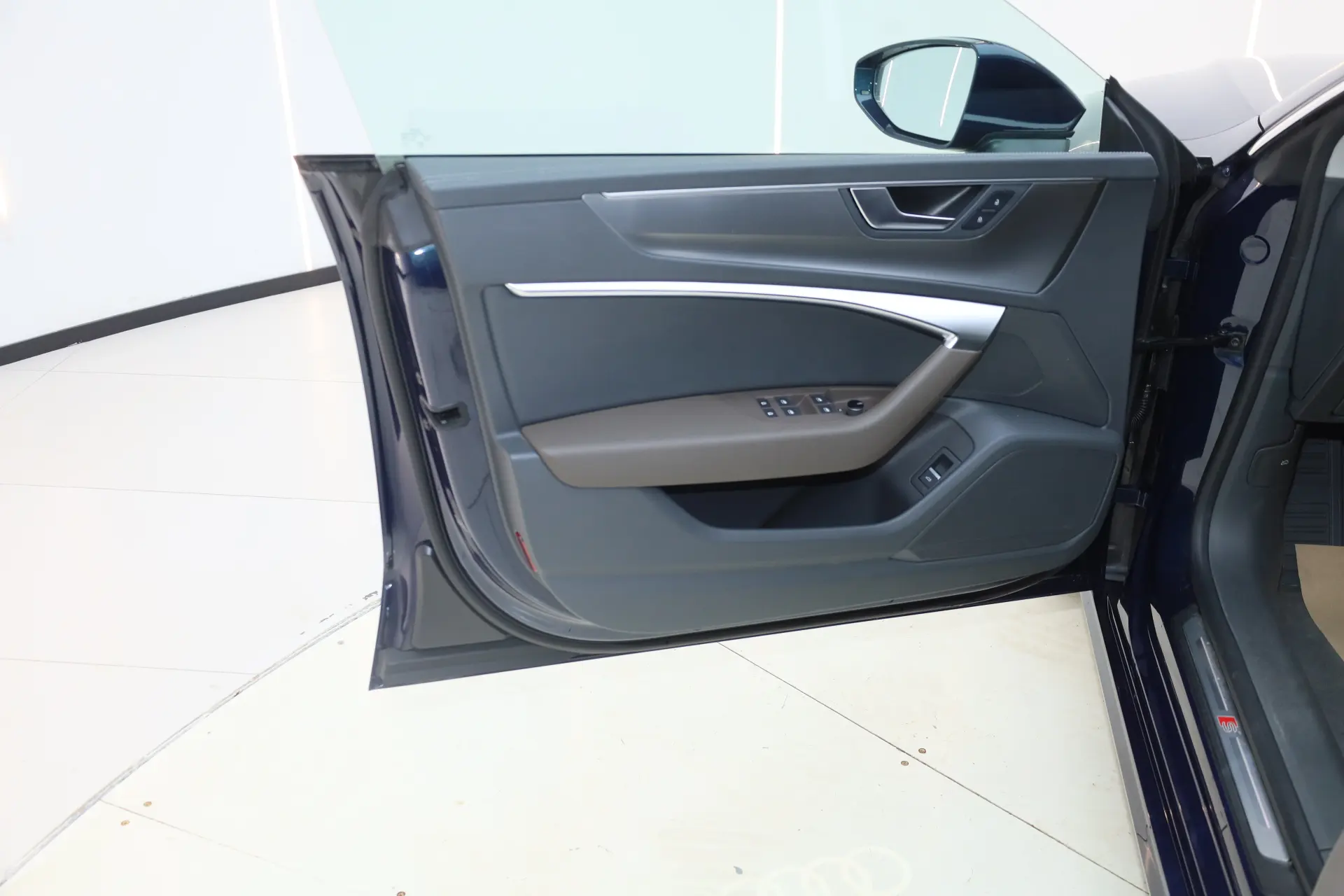 Audi A7L 45 TFSI, 2024 30