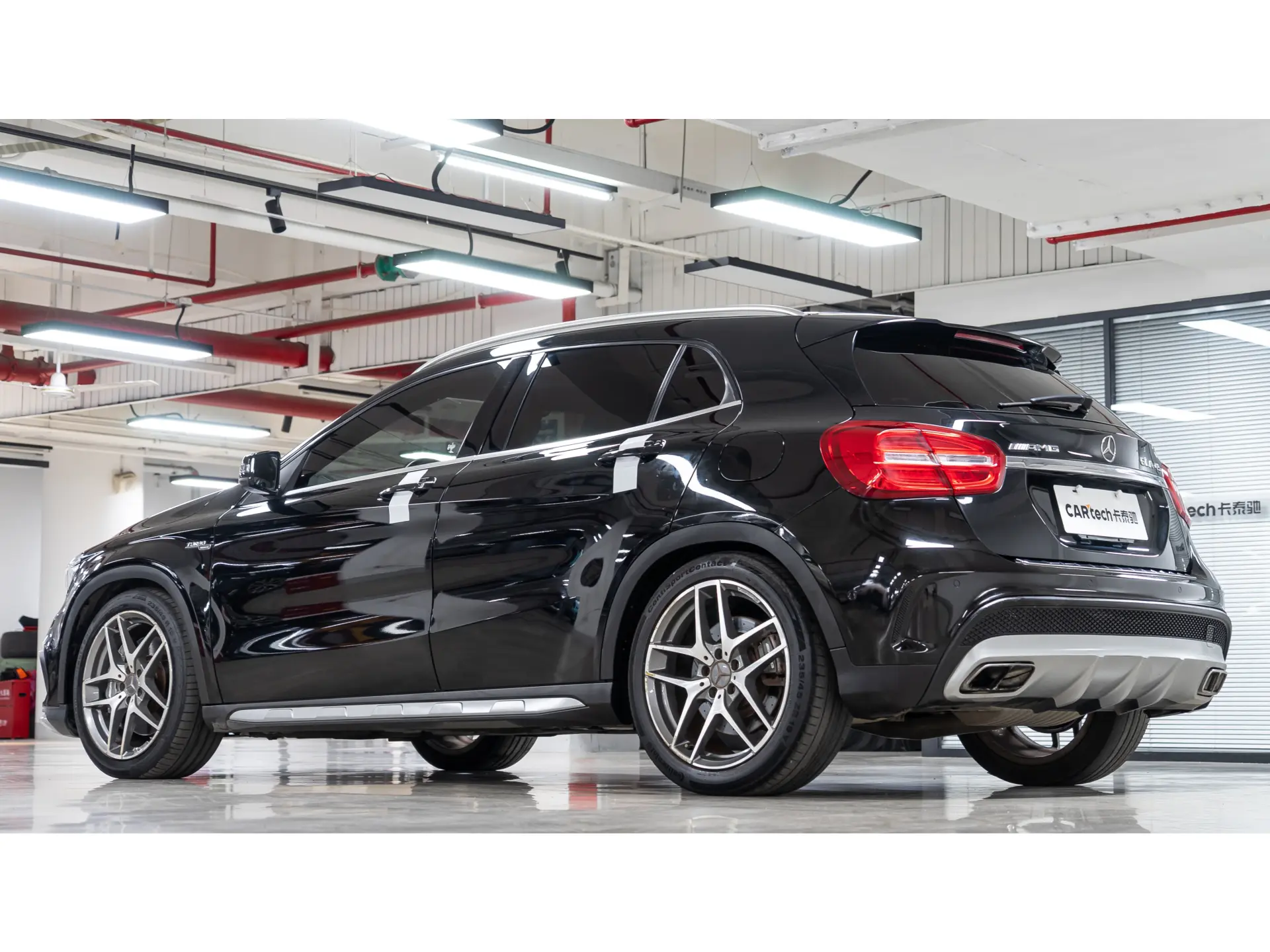 Mercedes-Benz GLA 45 4MATIC, 2016 3