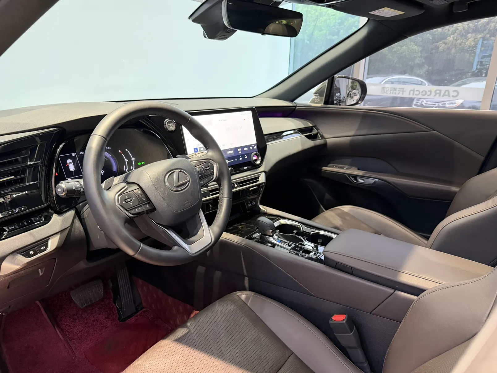 Lexus RX 350h, 2024 22