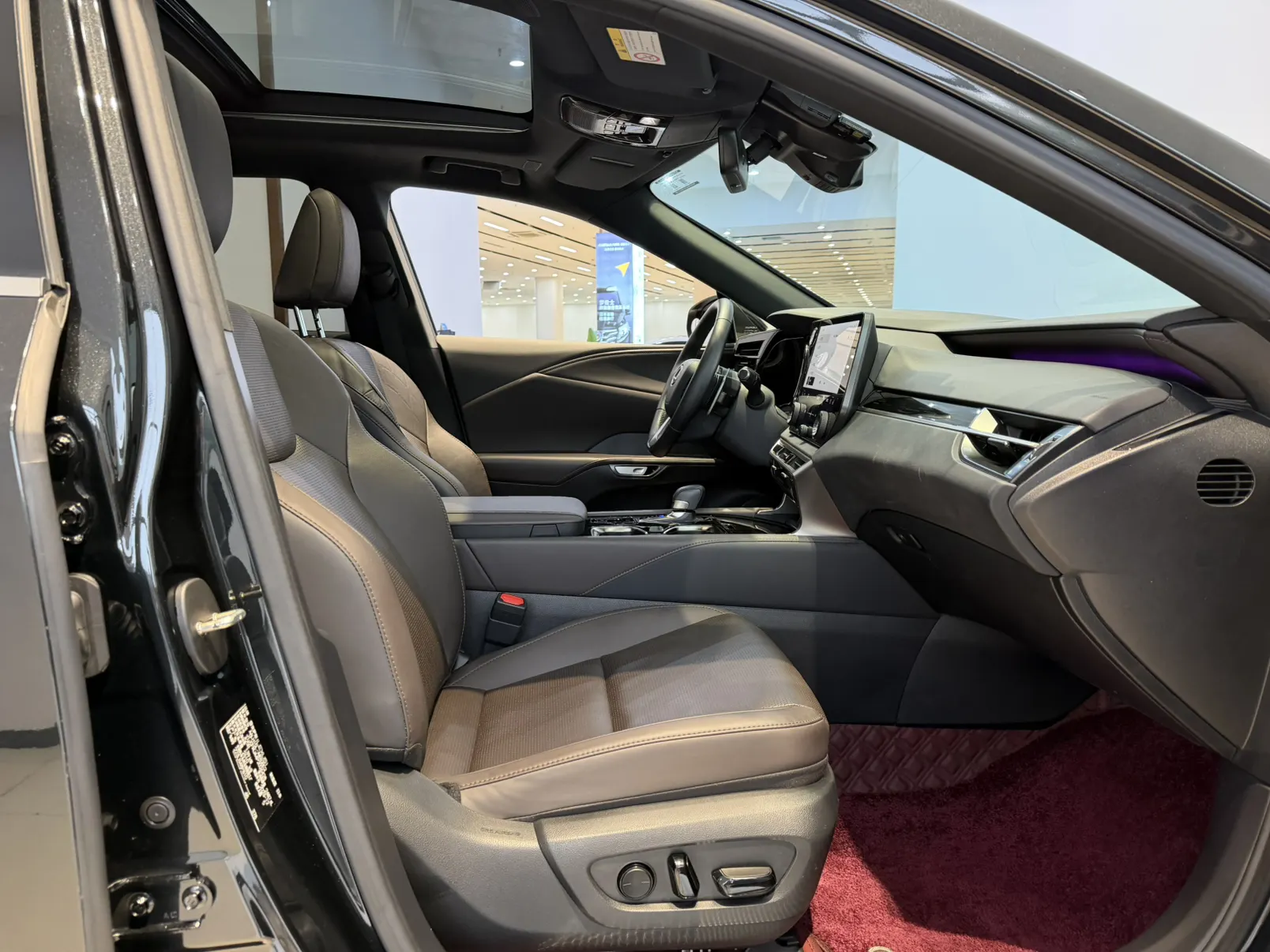 Lexus RX 350h, 2024 18