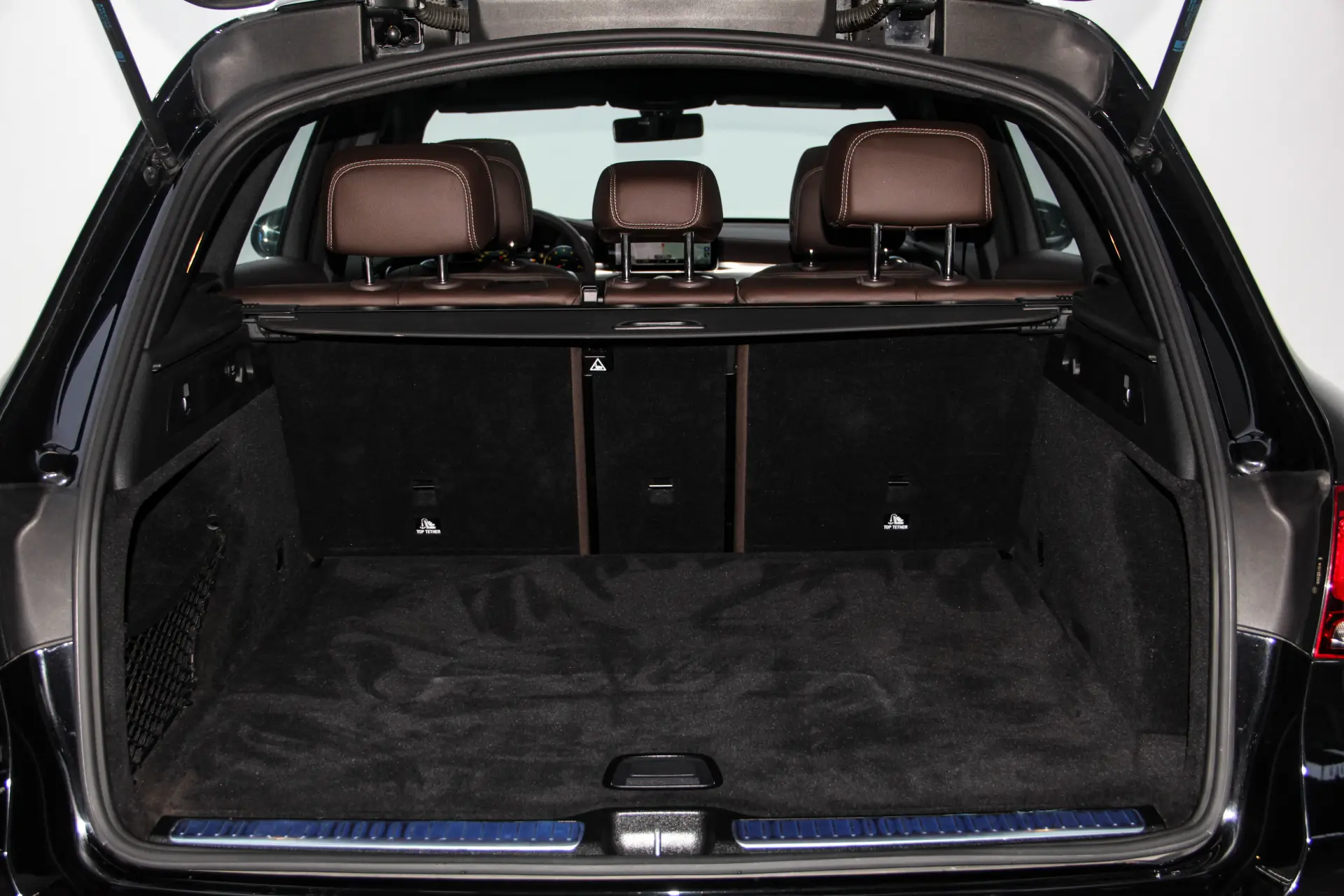 Mercedes-Benz GLC 260 L, 2021 13