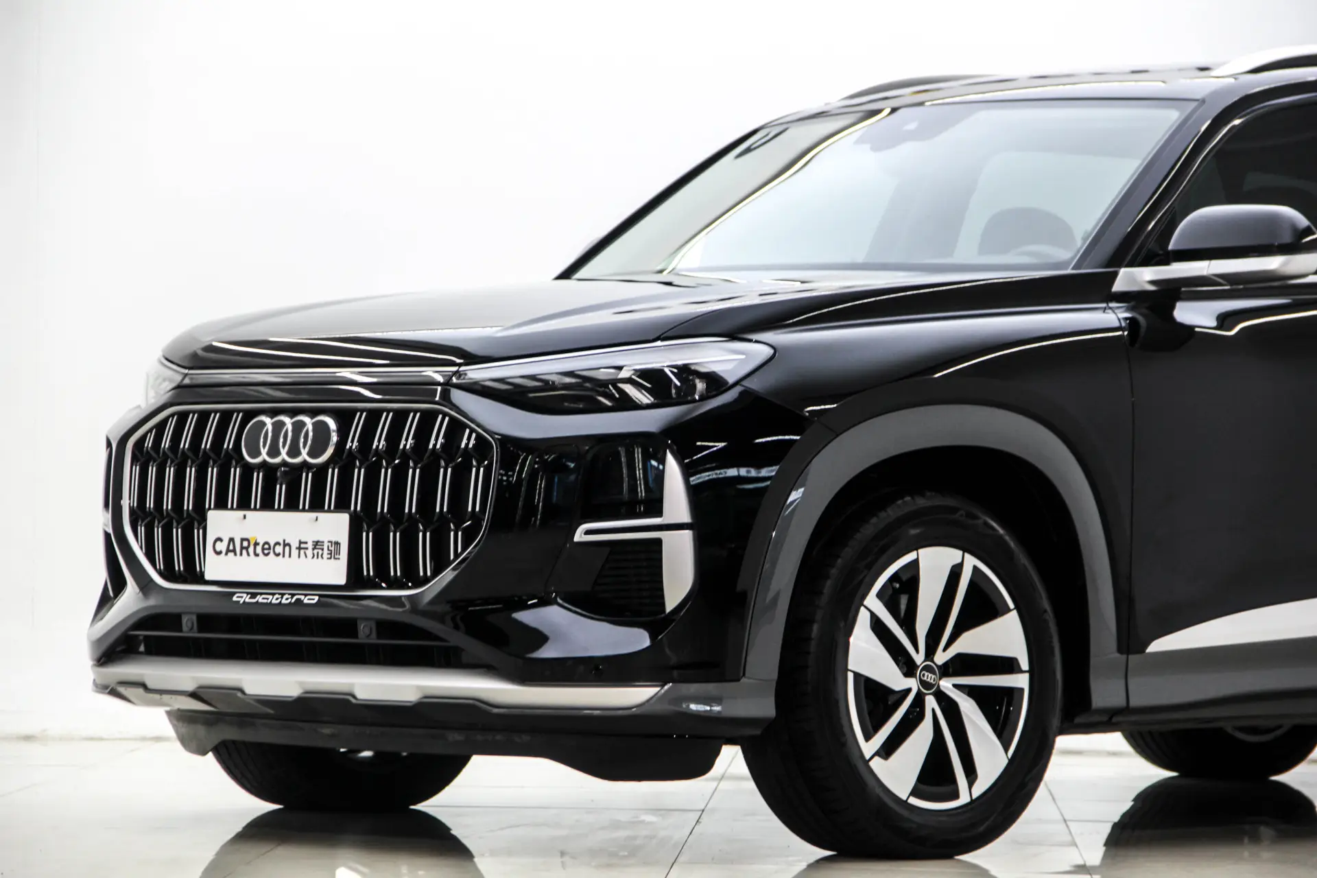 Audi Q6 40 TFSI, 2024 11