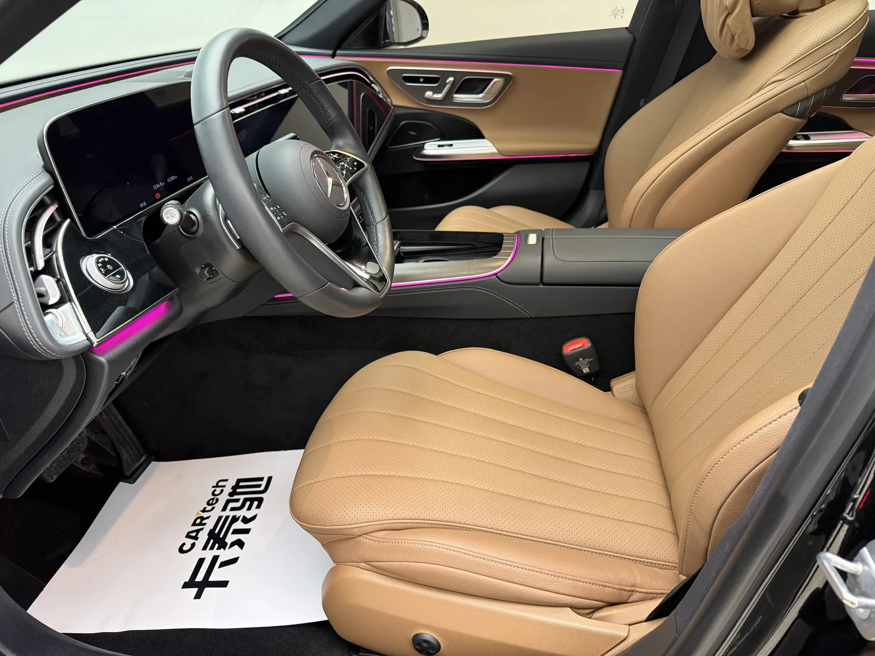 Mercedes-Benz E 350 e, 2024 13