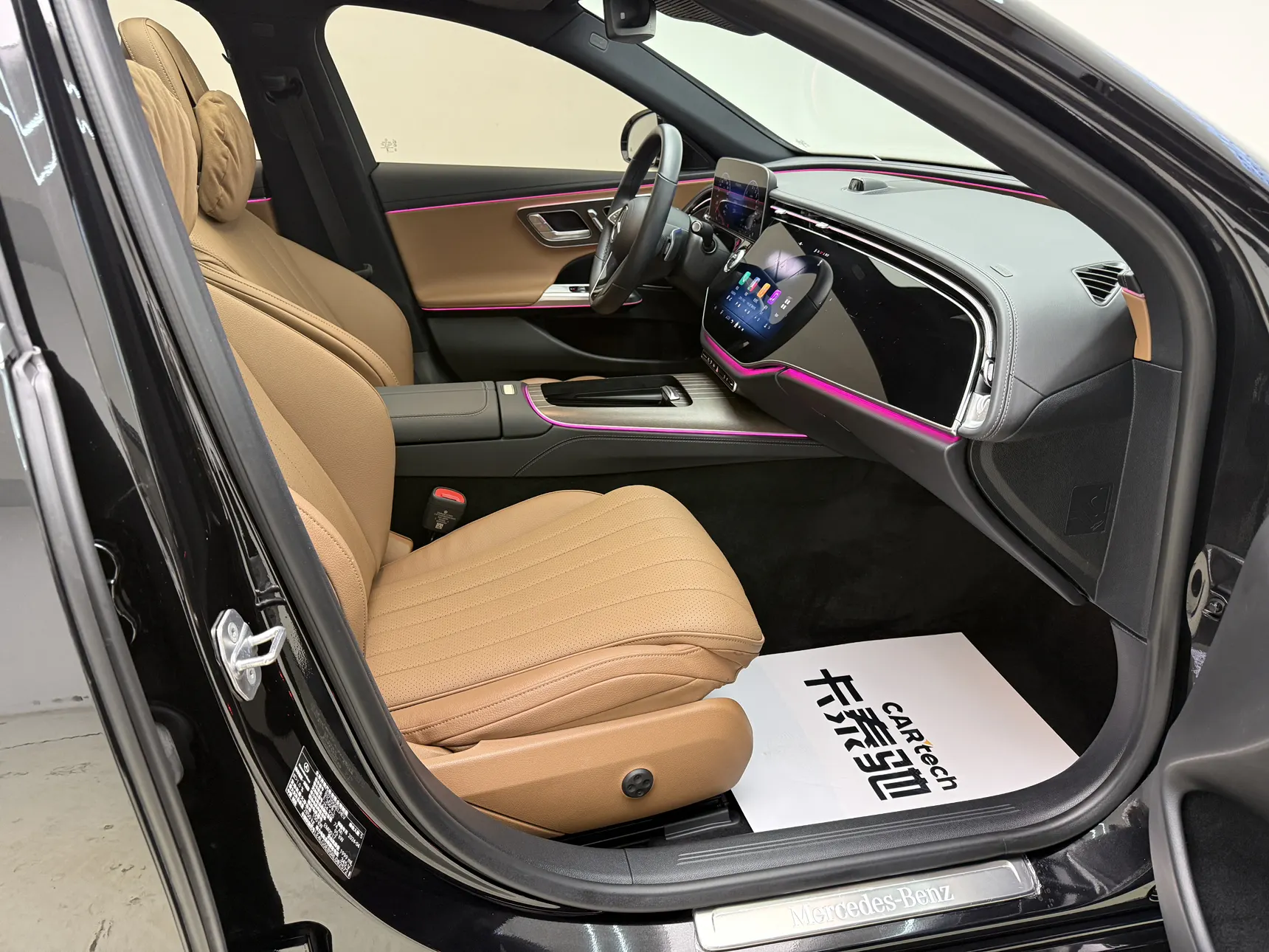 Mercedes-Benz E 350 e, 2024 14