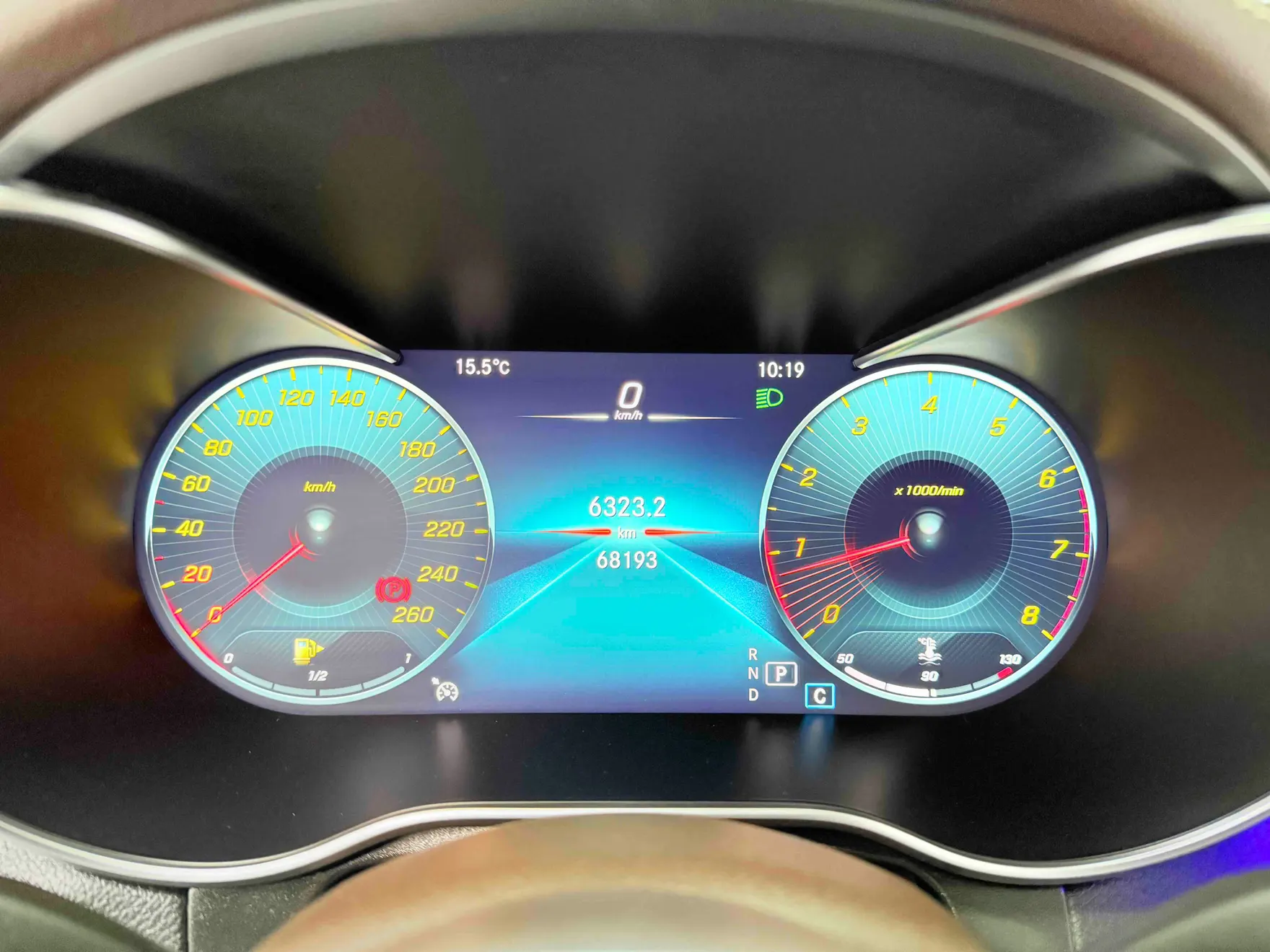 Mercedes-Benz GLC 260 L, 2020 8