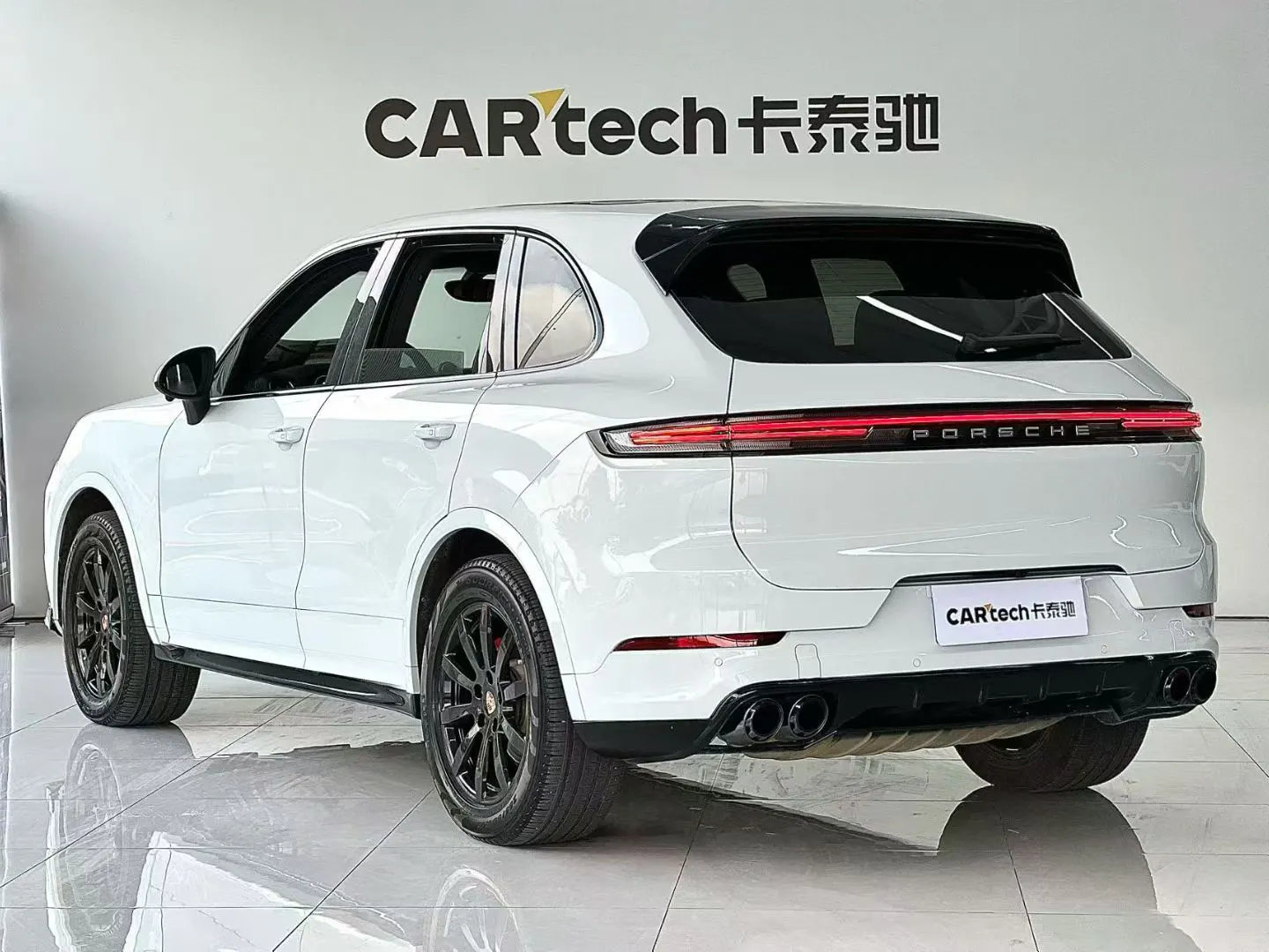 Porsche Cayenne, 2012 8