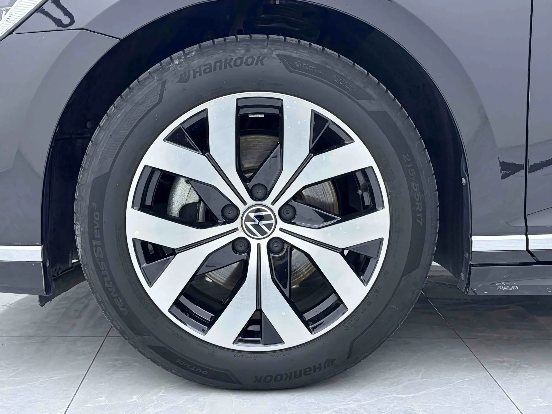 Volkswagen Magotan, 2023 25