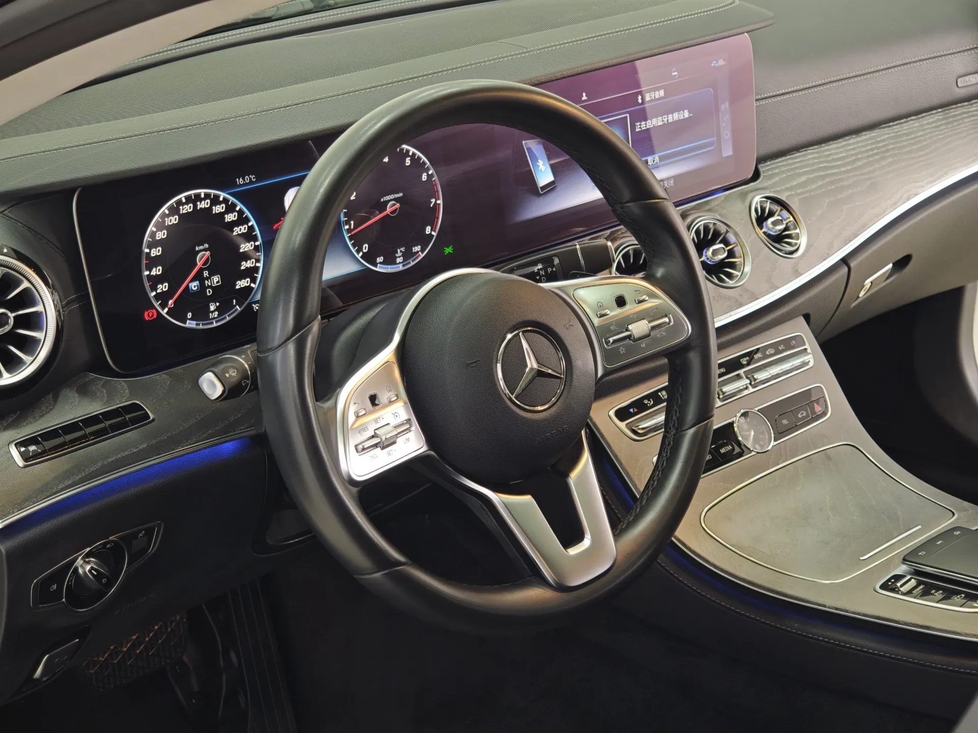Mercedes-Benz CLS 300, 2019 22