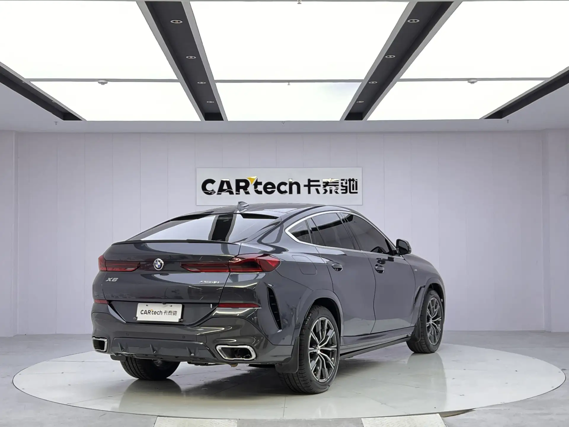 BMW X6, 2021 все фото