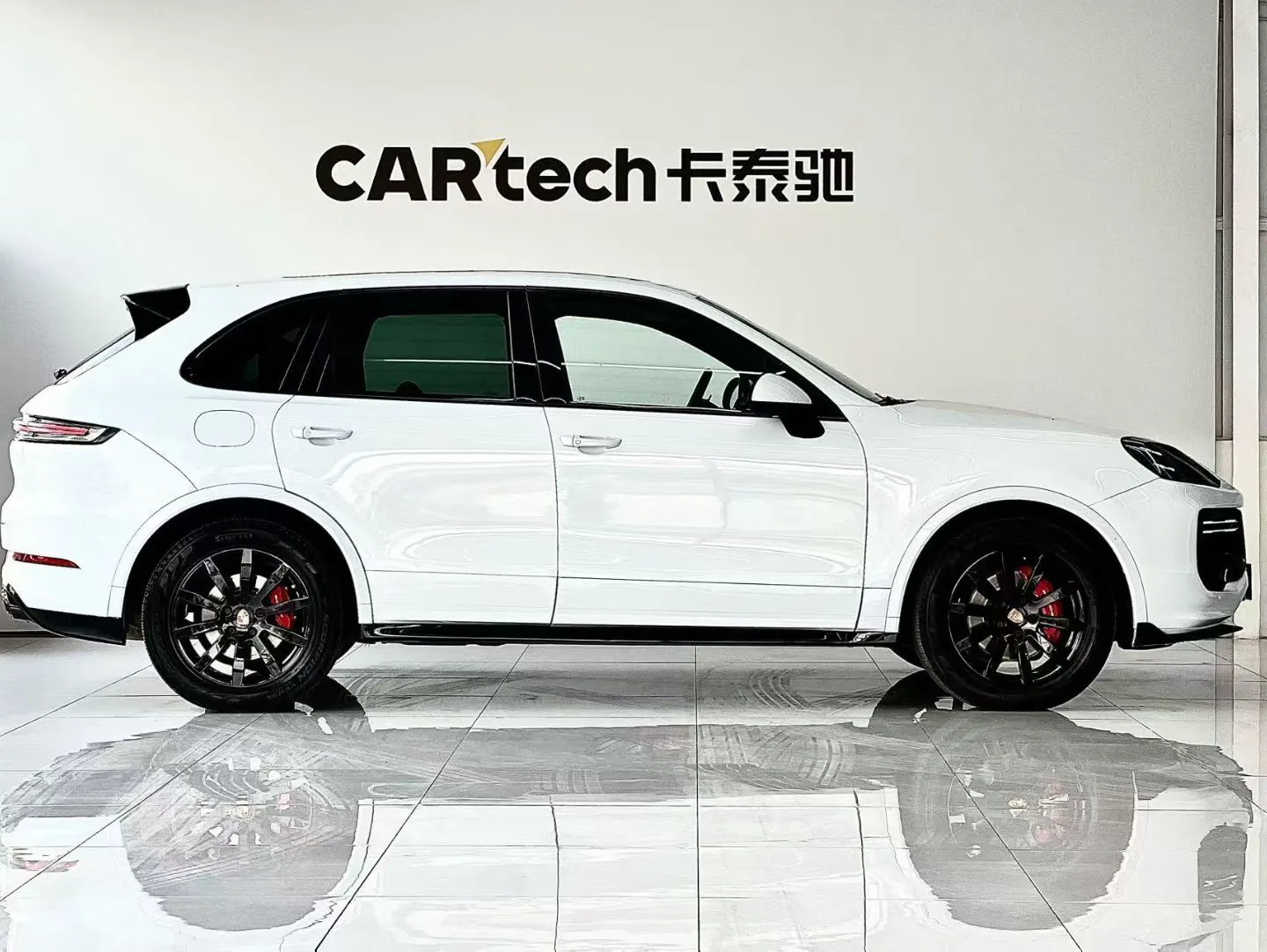 Porsche Cayenne, 2012 7