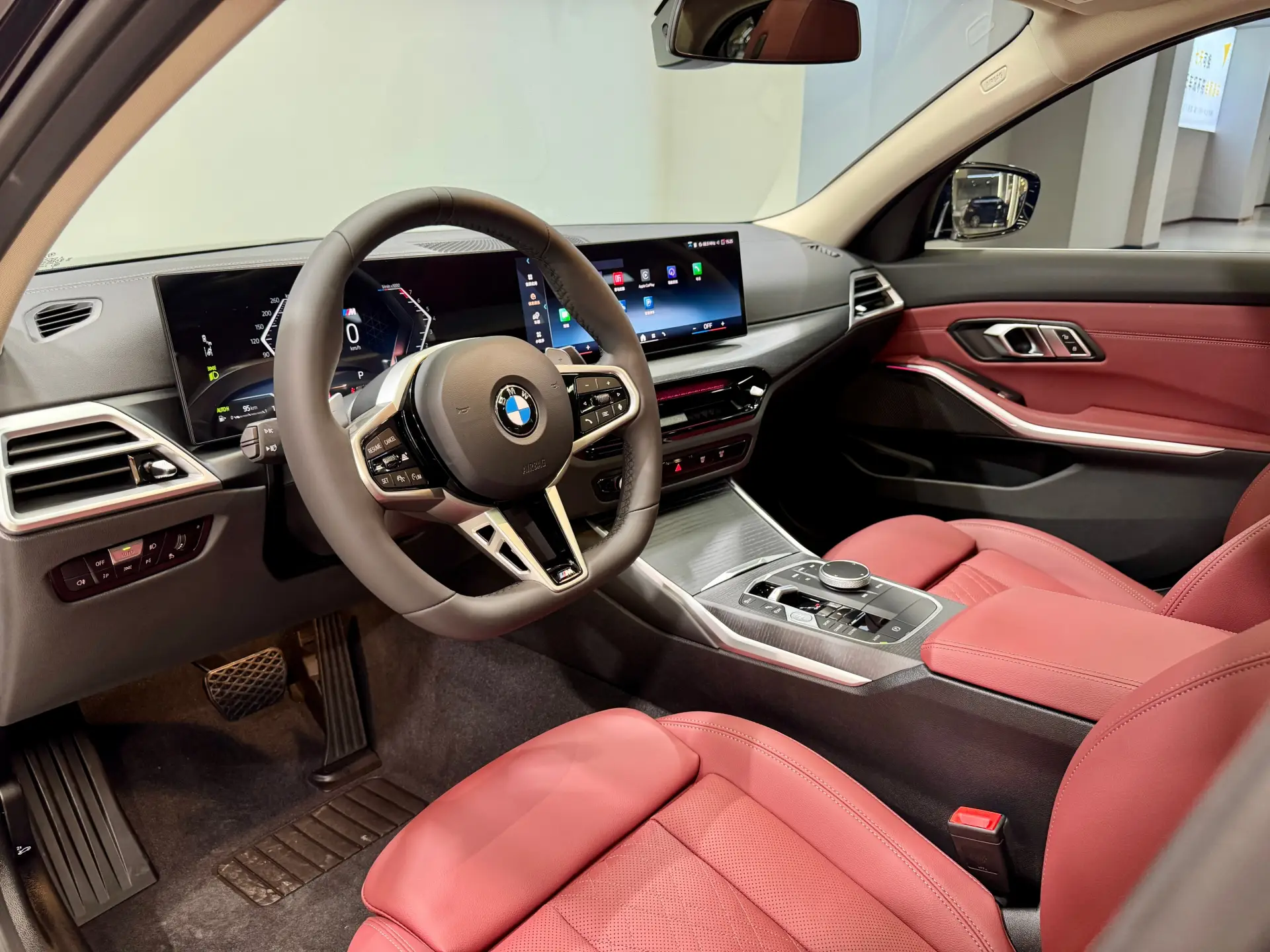 BMW 325Li, 2026 7