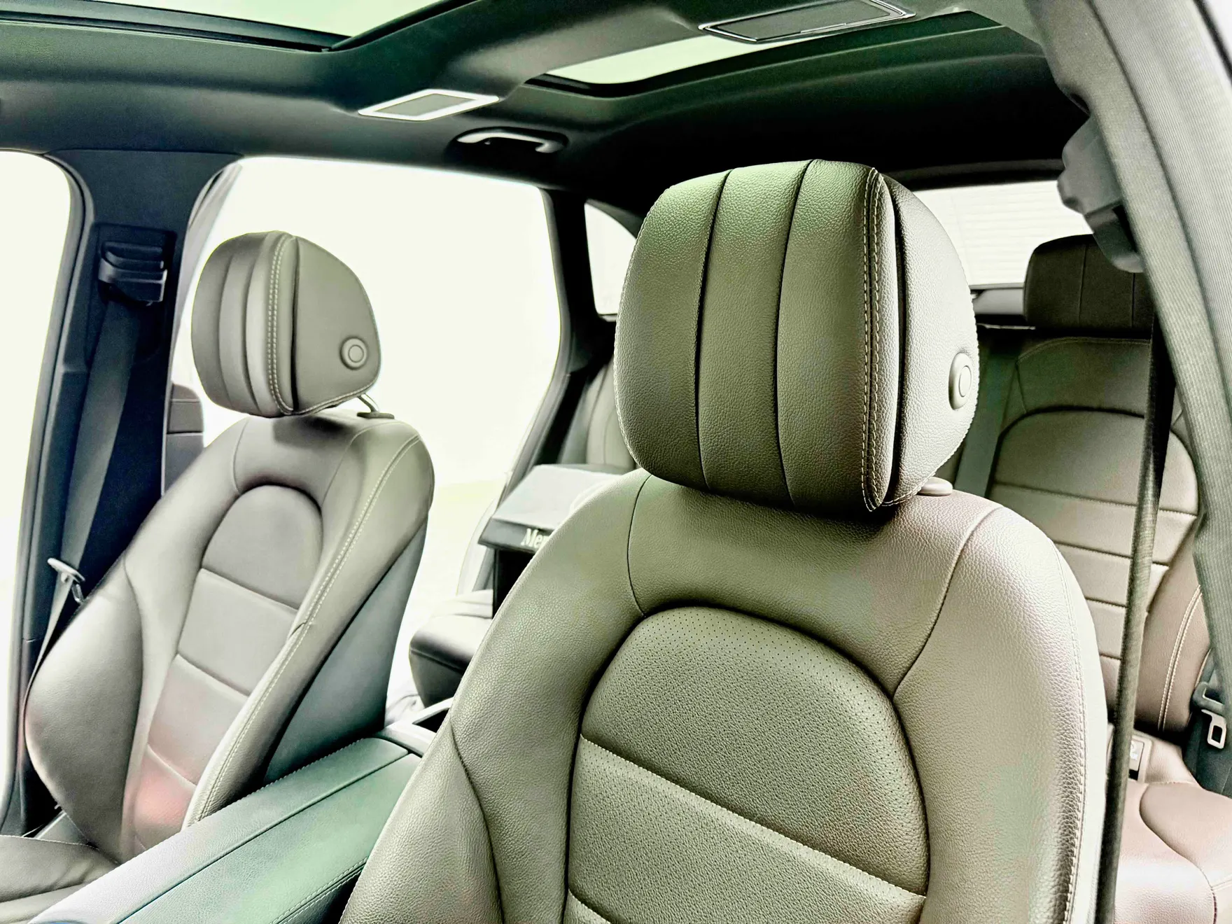 Mercedes-Benz GLC 260 L, 2020 13