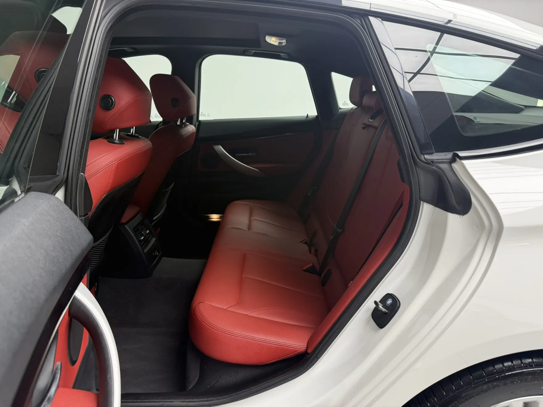 BMW 328i, 2015 13
