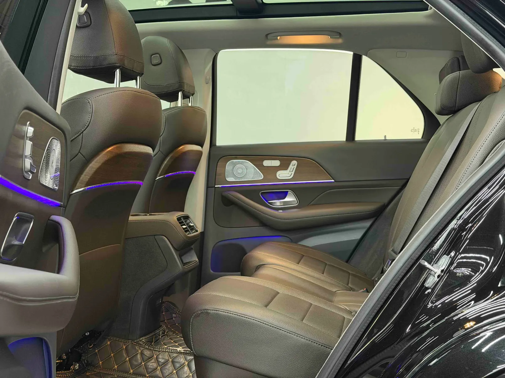 Mercedes-Benz GLE 350 4MATIC, 2020 13