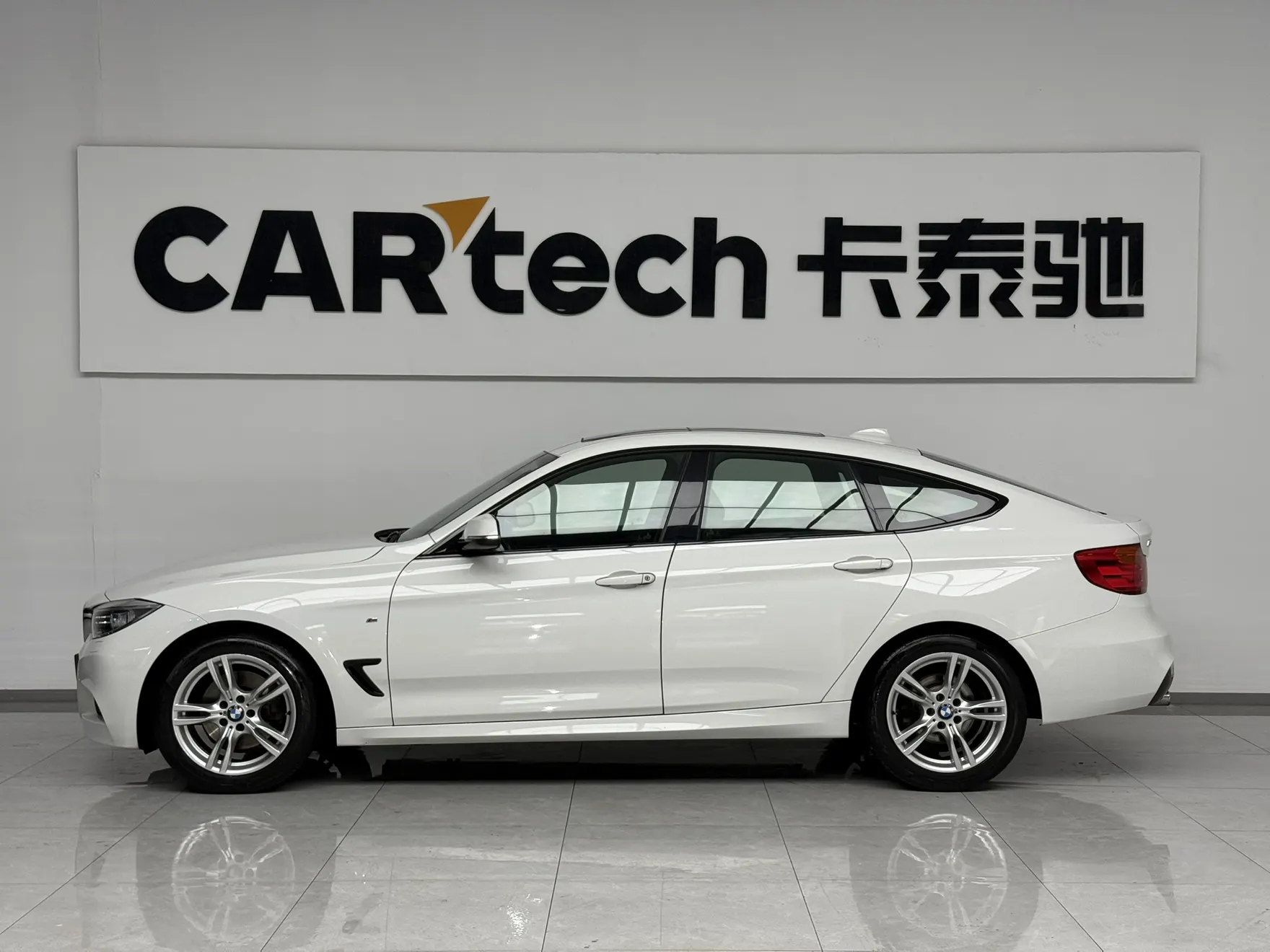 BMW 328i, 2015 4