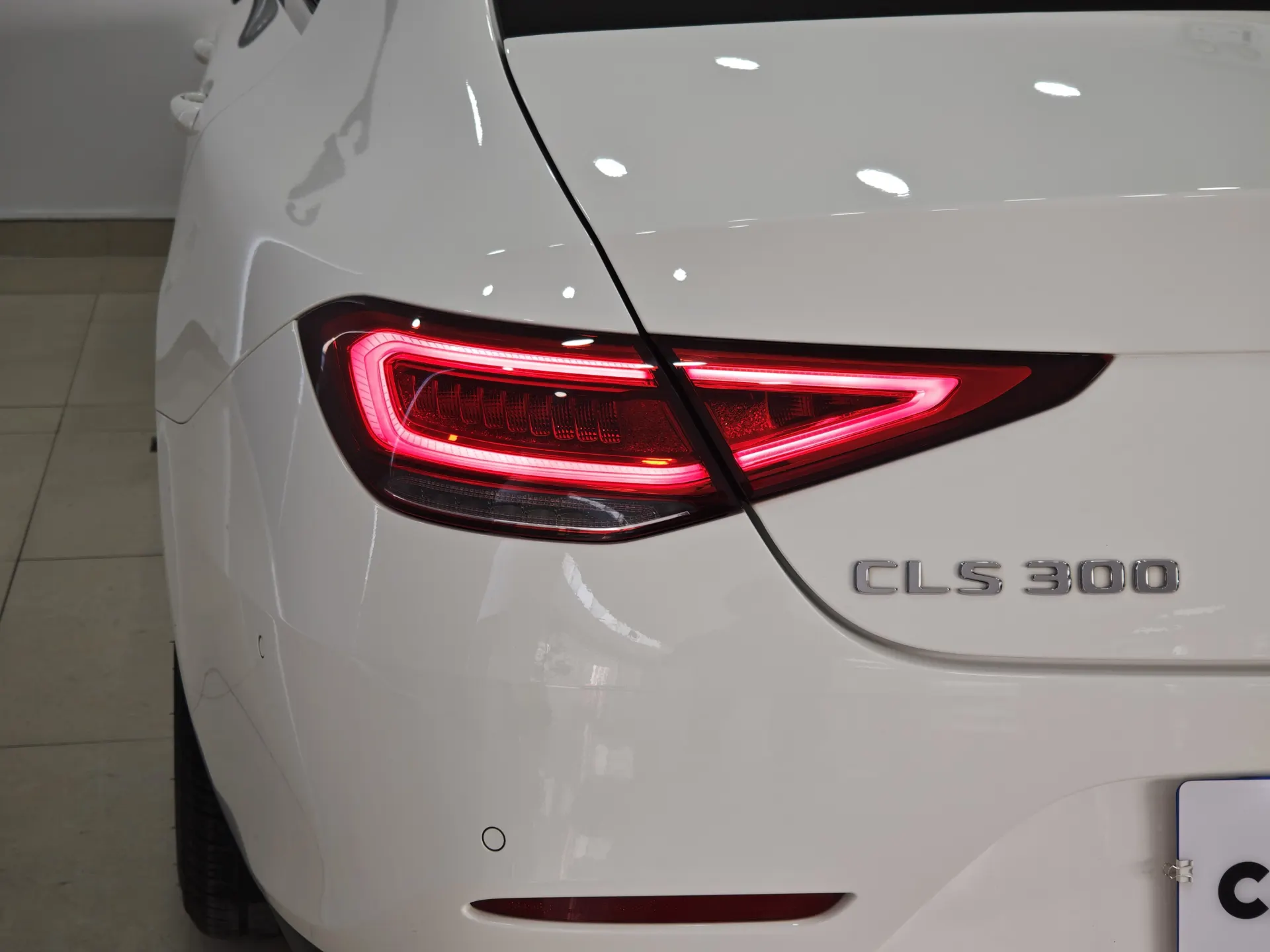 Mercedes-Benz CLS 300, 2019 8