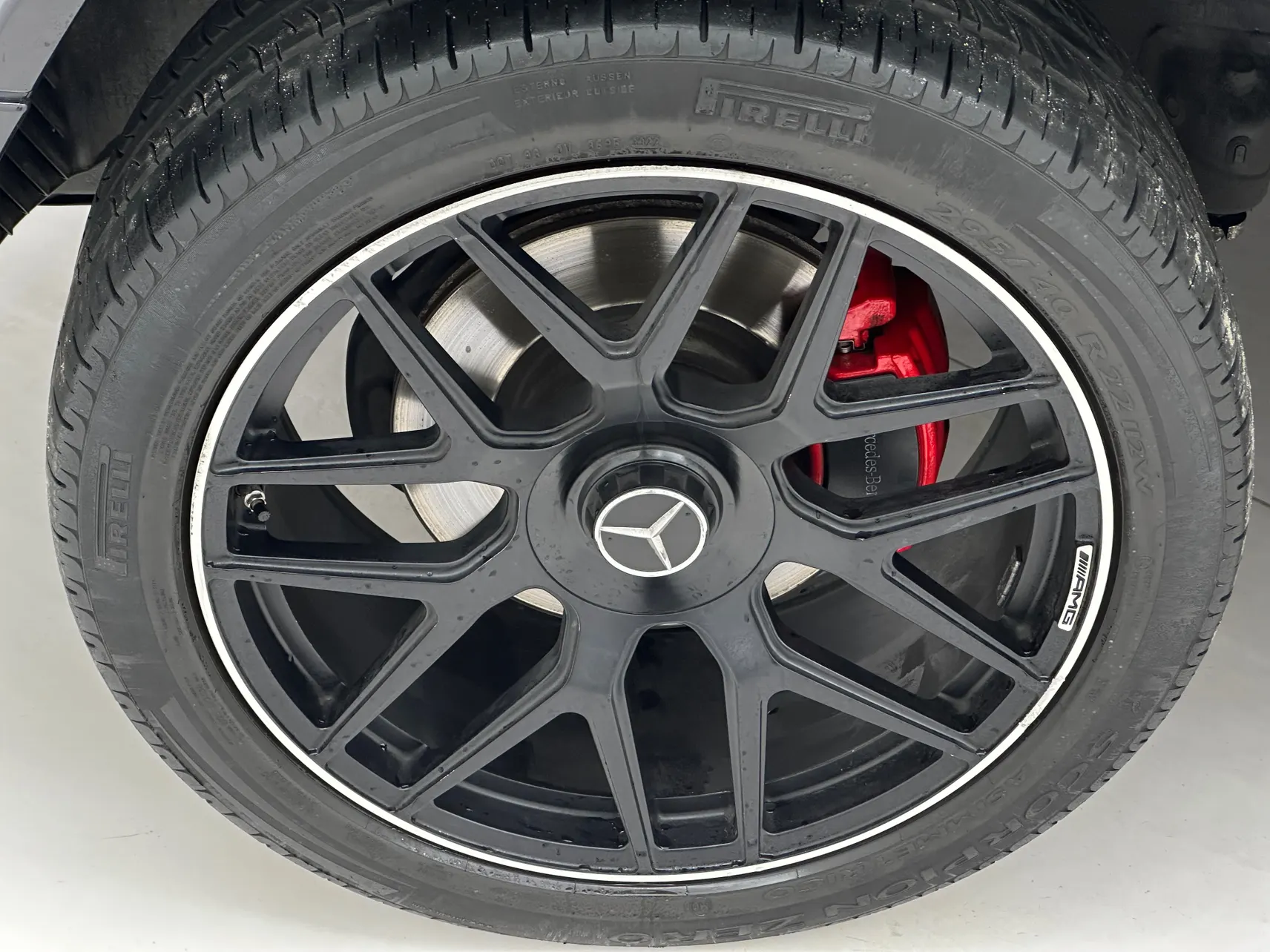 Mercedes-Benz G 400 d, 2023 10