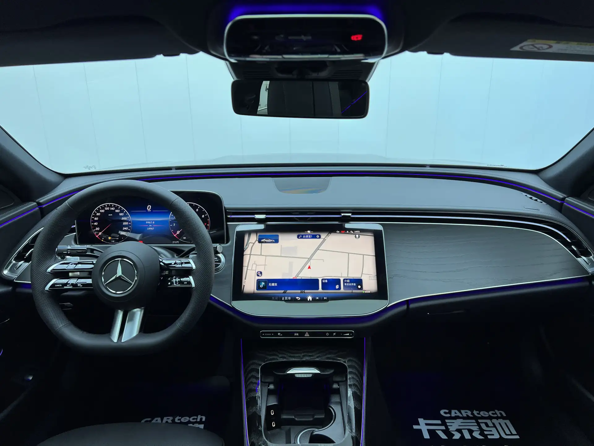 Mercedes-Benz E 300 L, 2024 14