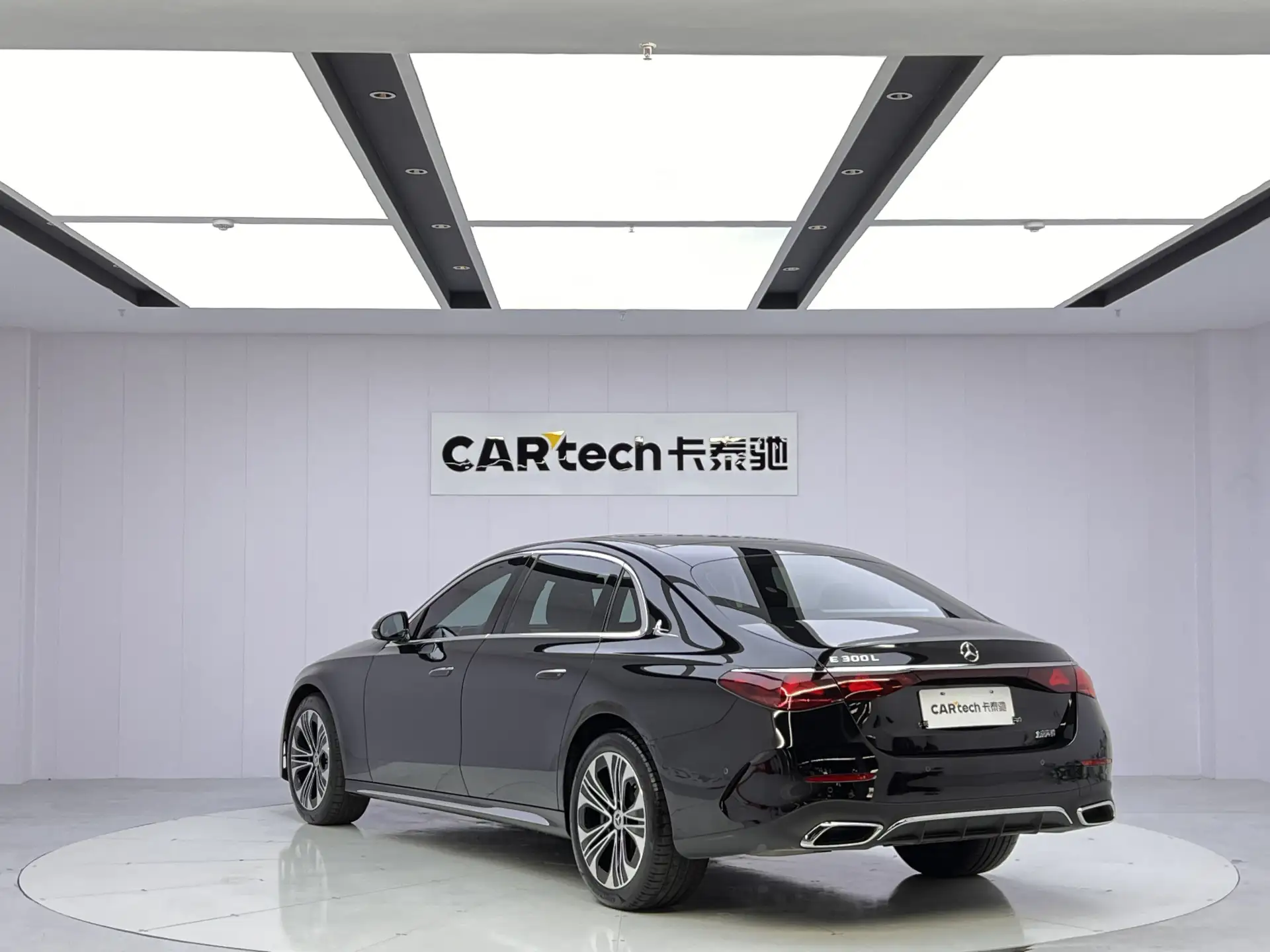 Mercedes-Benz E 300 L, 2024 7