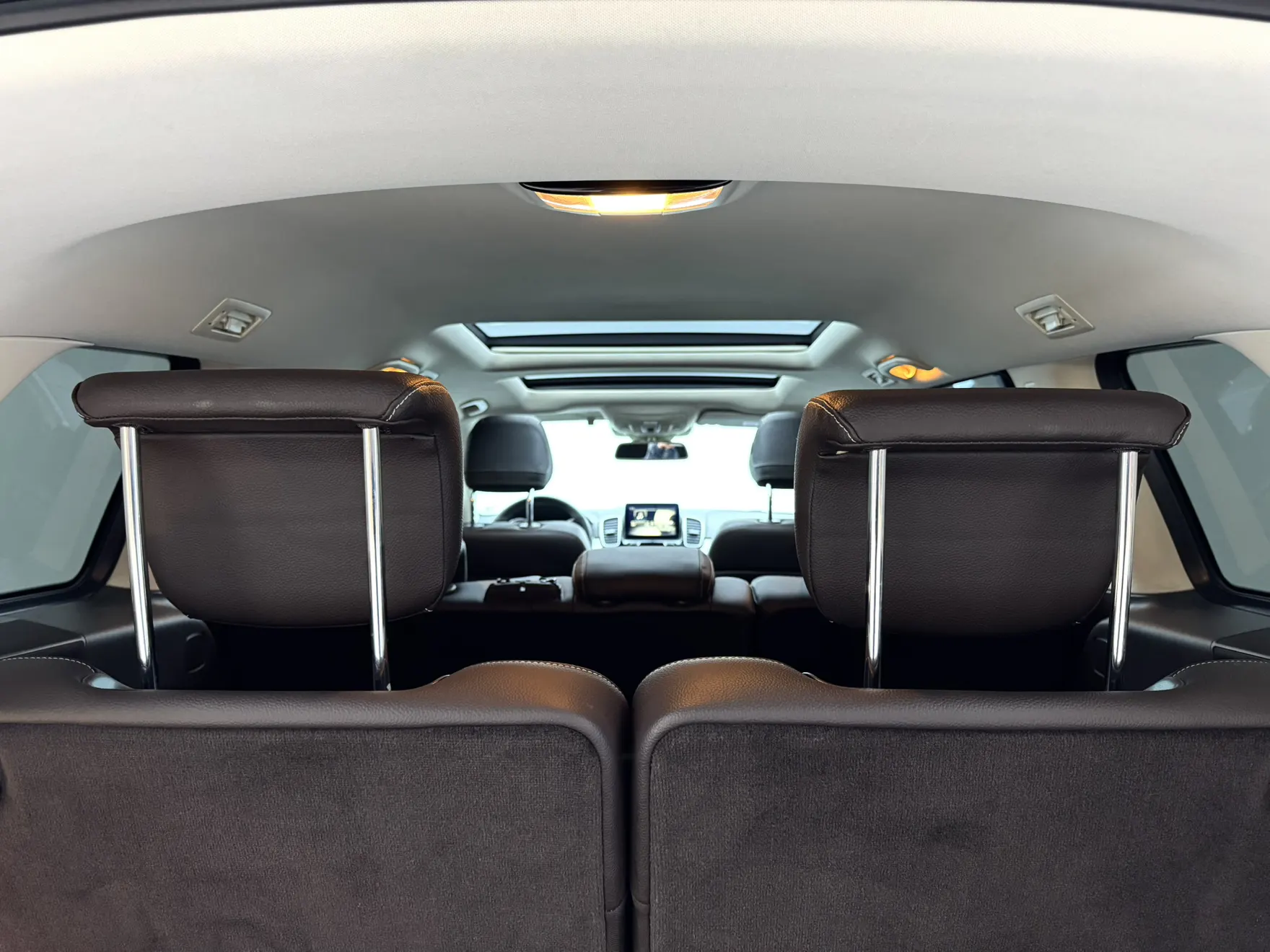 Mercedes-Benz GLS 400 4MATIC, 2017 14