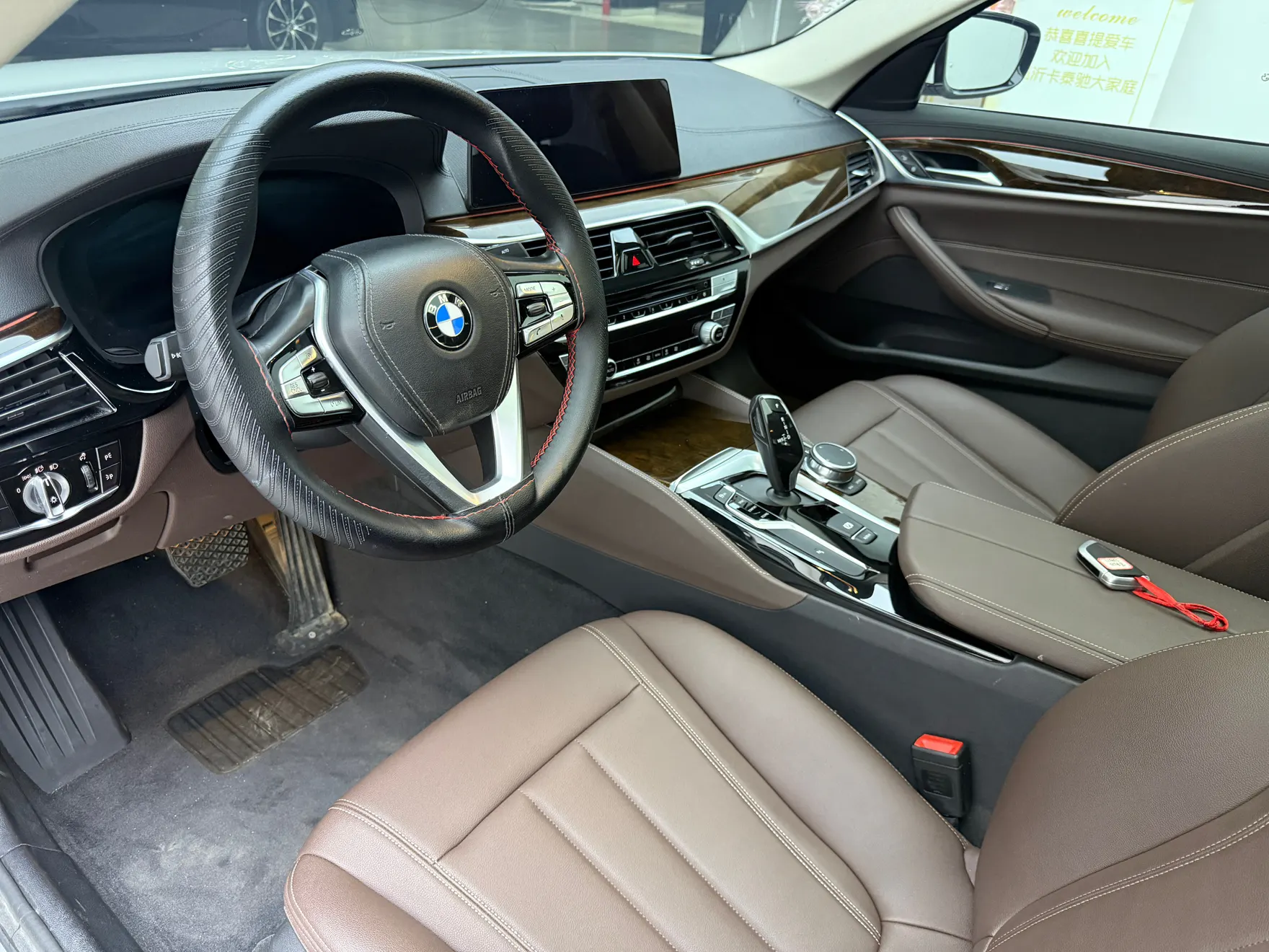 BMW 525Li, 2019 20