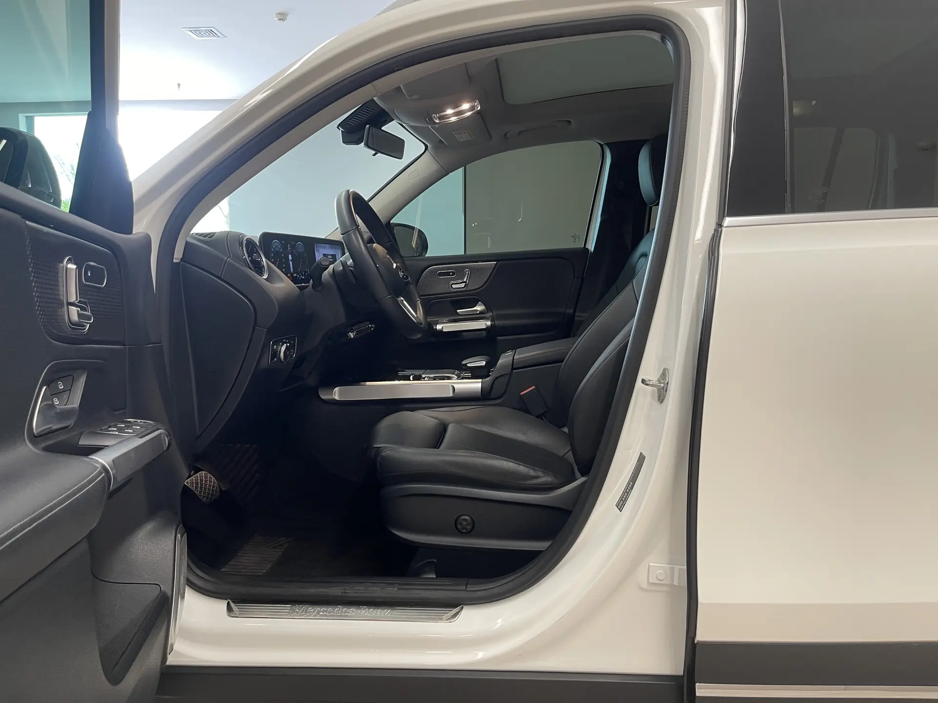 Mercedes-Benz GLB, 2020 18