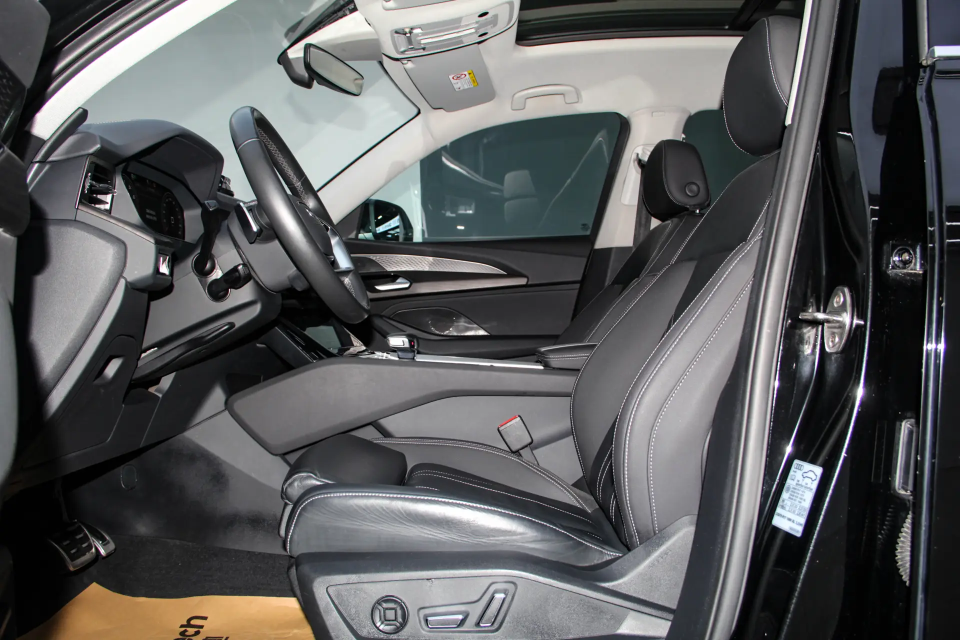 Audi Q6 40 TFSI, 2024 22
