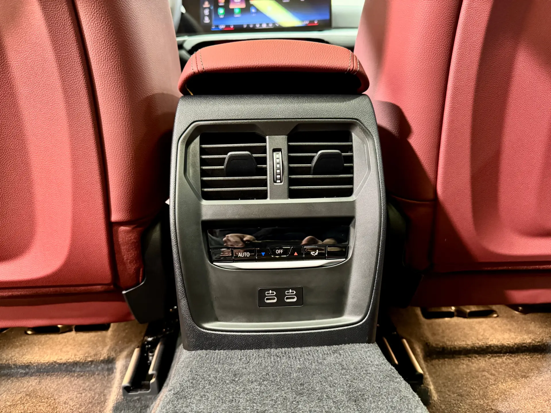 BMW 325Li, 2026 19