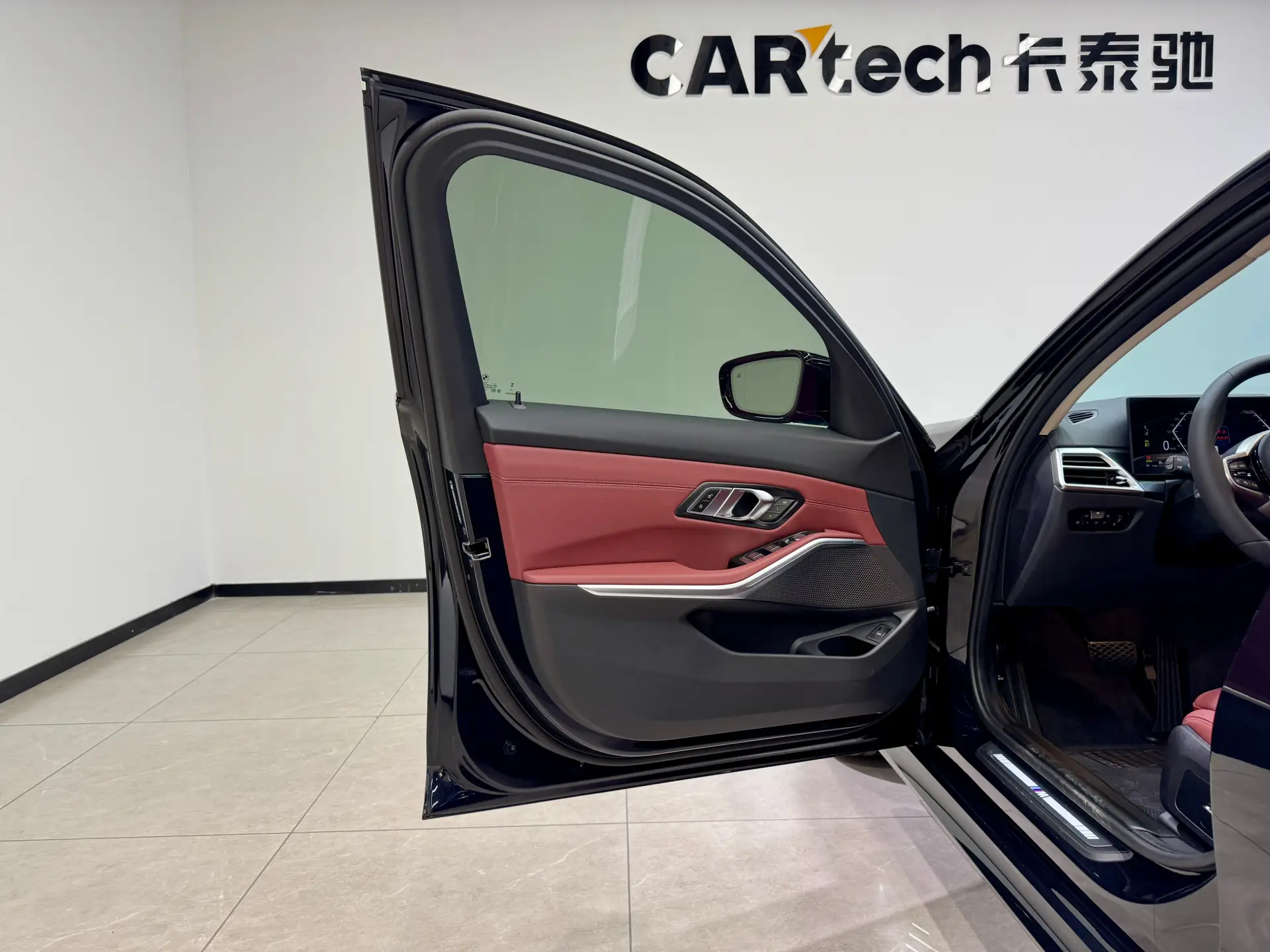 BMW 325Li, 2026 все фото