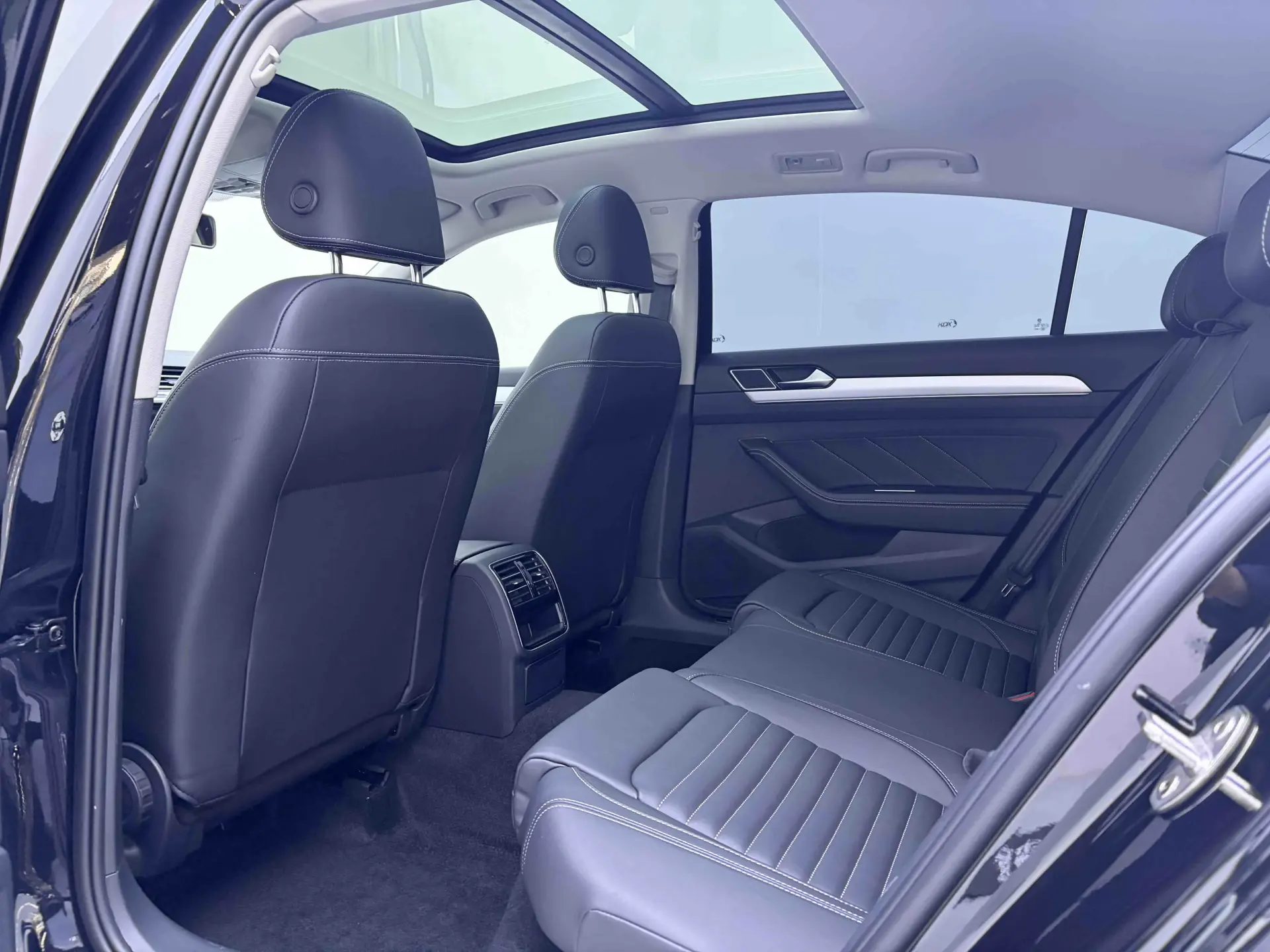 Volkswagen Magotan, 2023 8