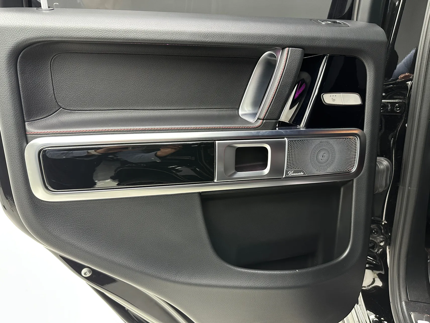 Mercedes-Benz G 400 d, 2023 17