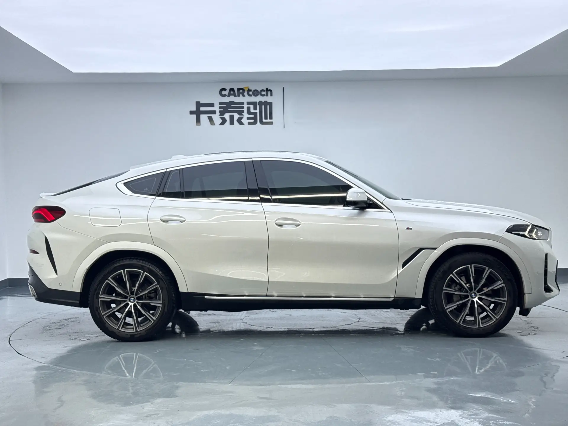 BMW X6, 2024 4