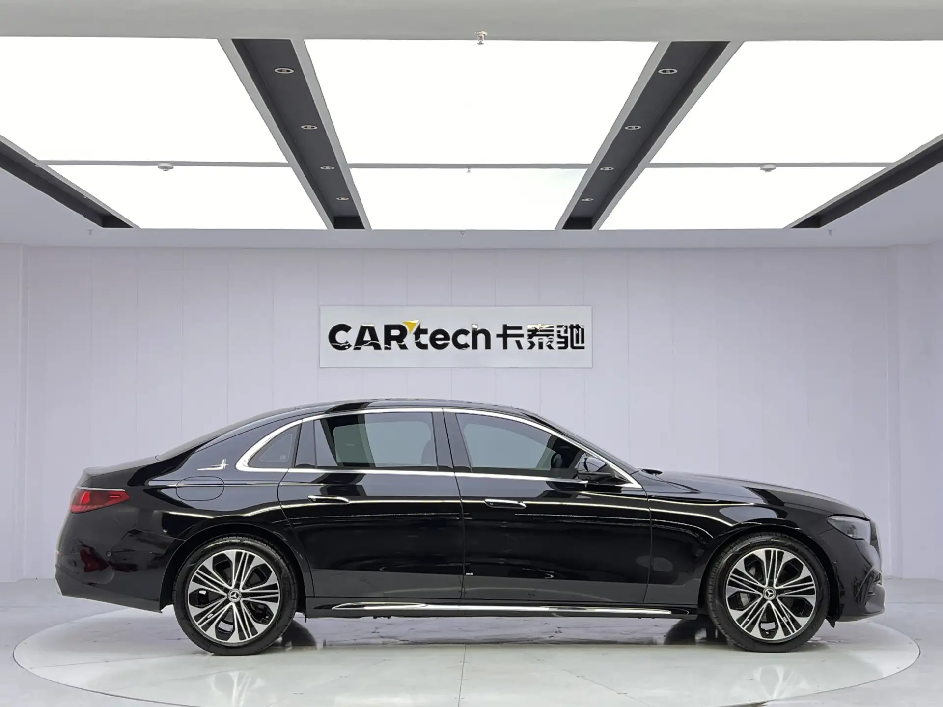 Mercedes-Benz E 300 L, 2024 4