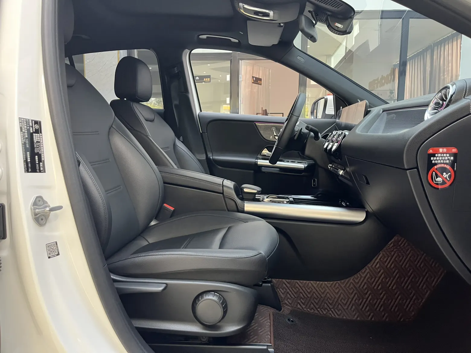 Mercedes-Benz GLA 220, 2022 14