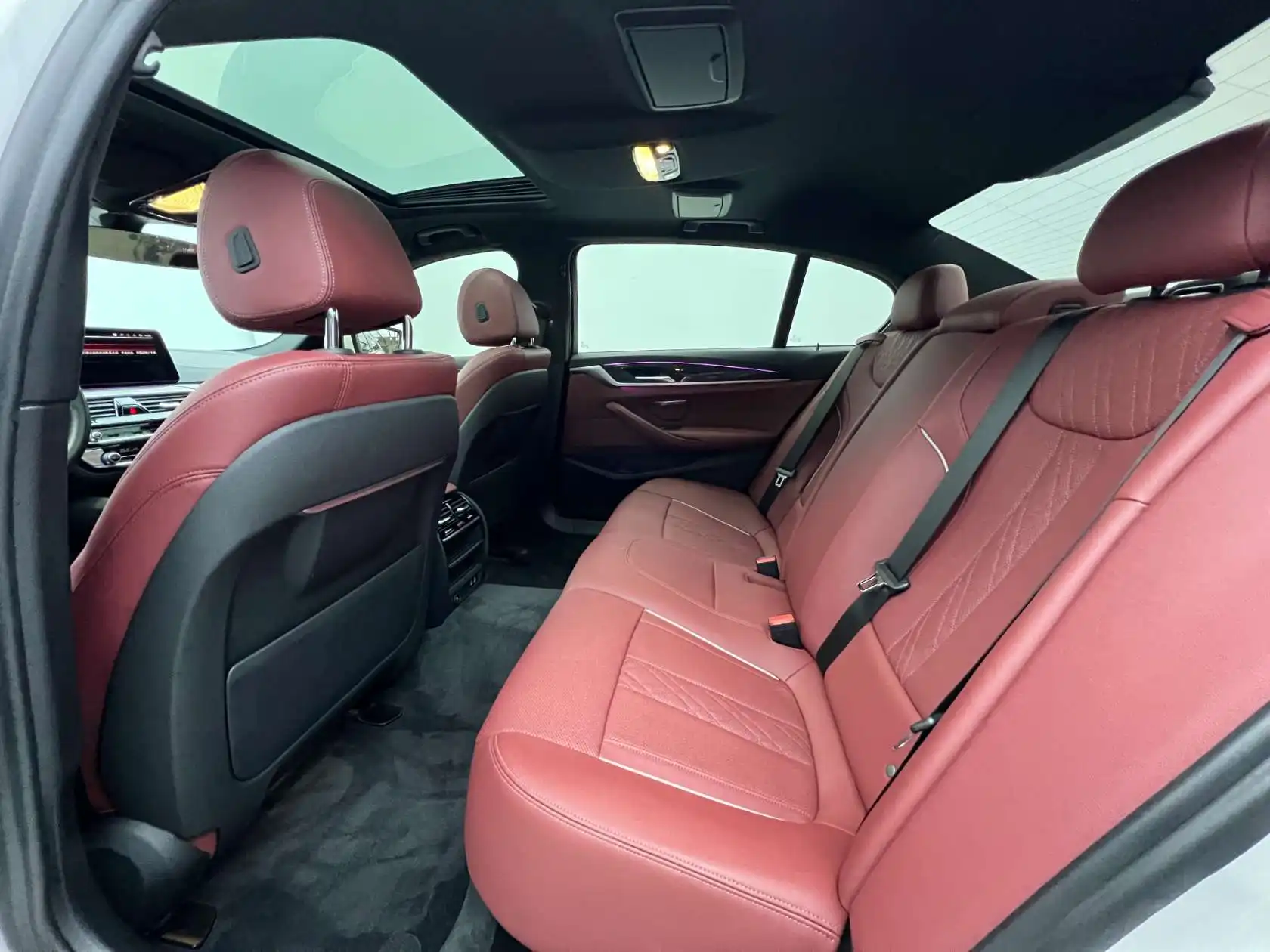 BMW 525Li, 2022 13