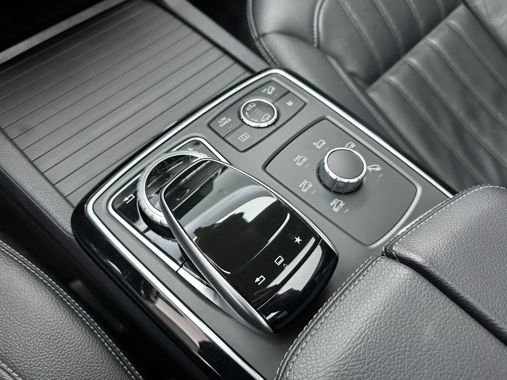 Mercedes-Benz GLS 400 4MATIC, 2016 18