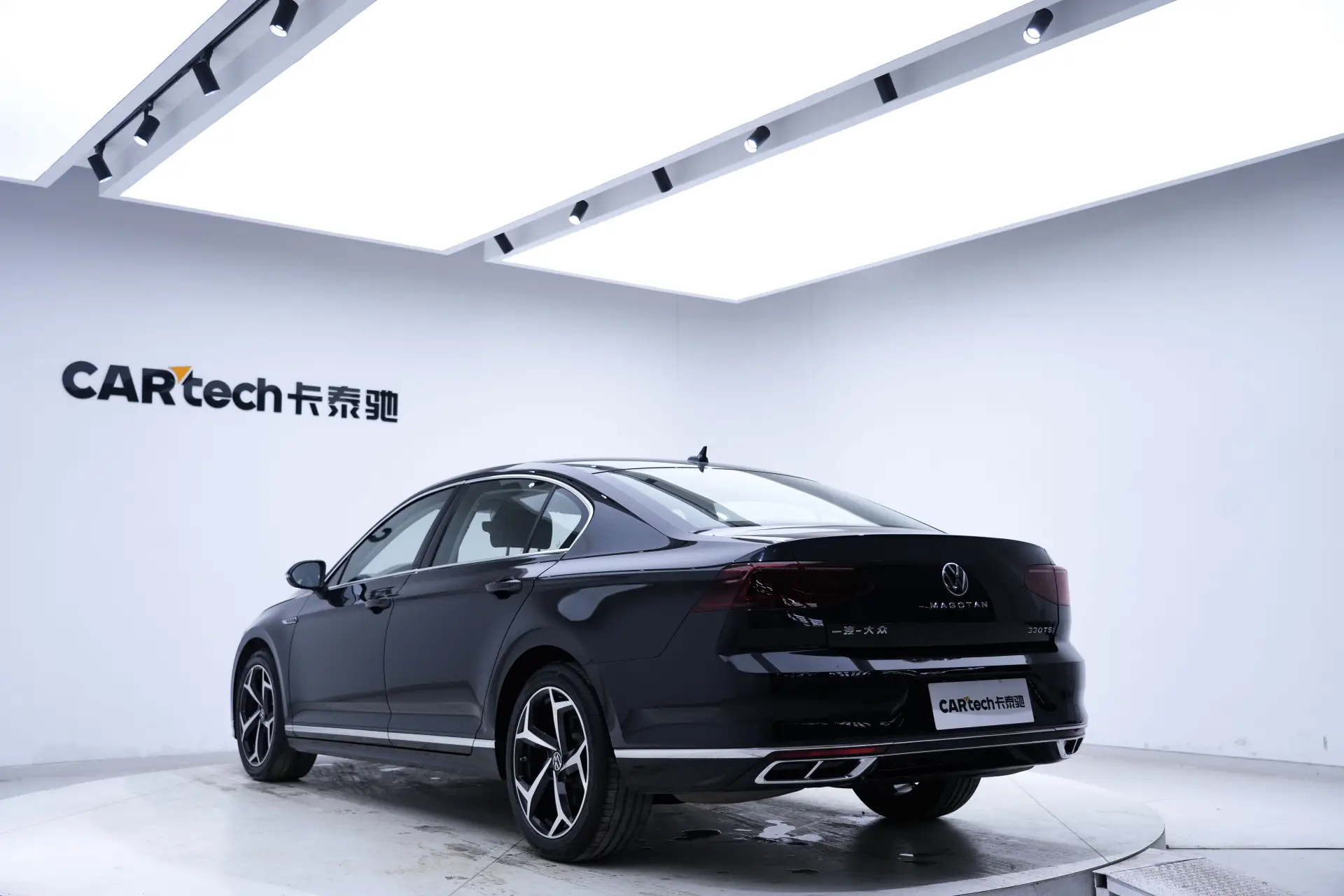 Volkswagen Magotan, 2023 7