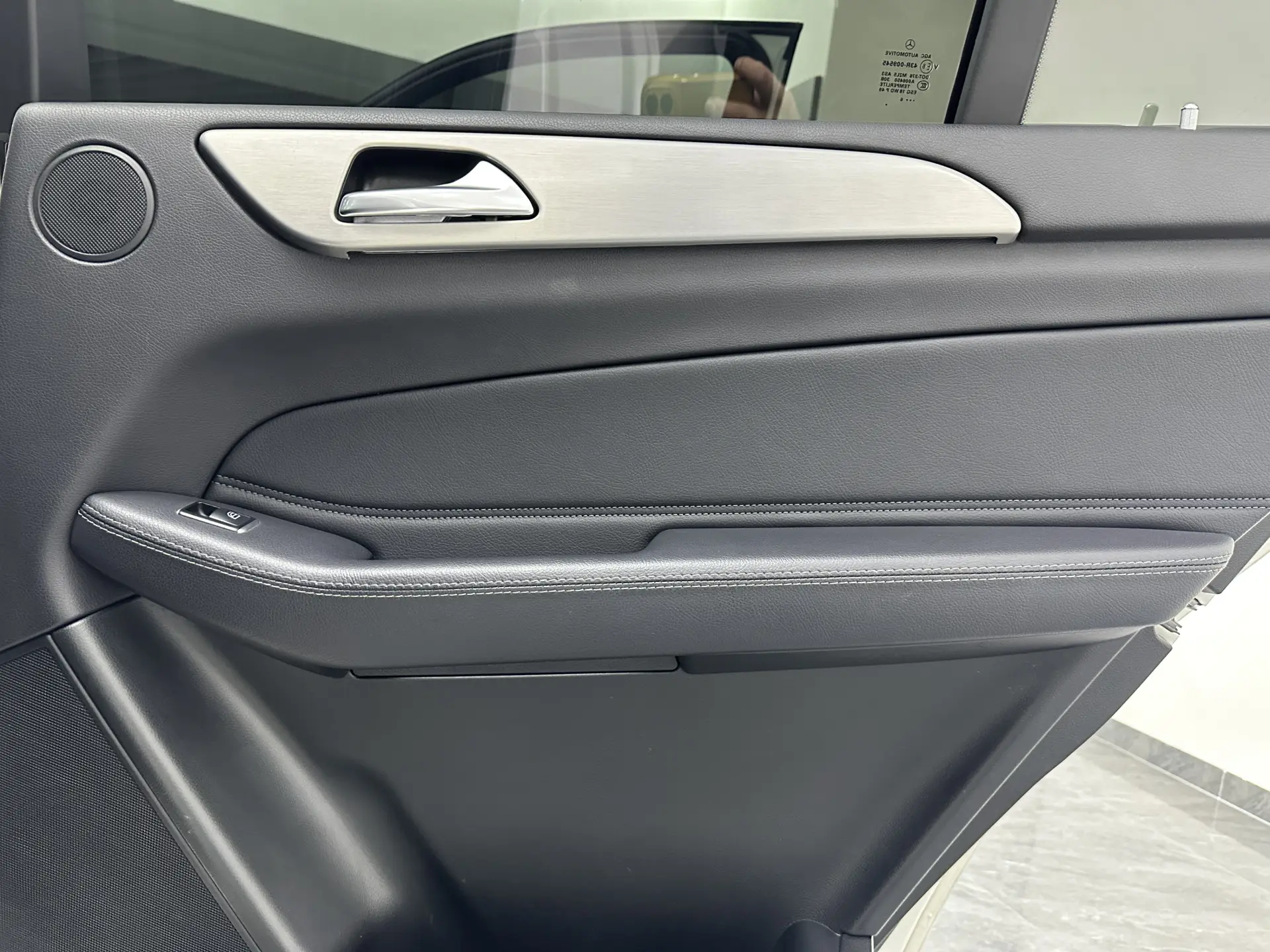 Mercedes-Benz GLS 400 4MATIC, 2016 28