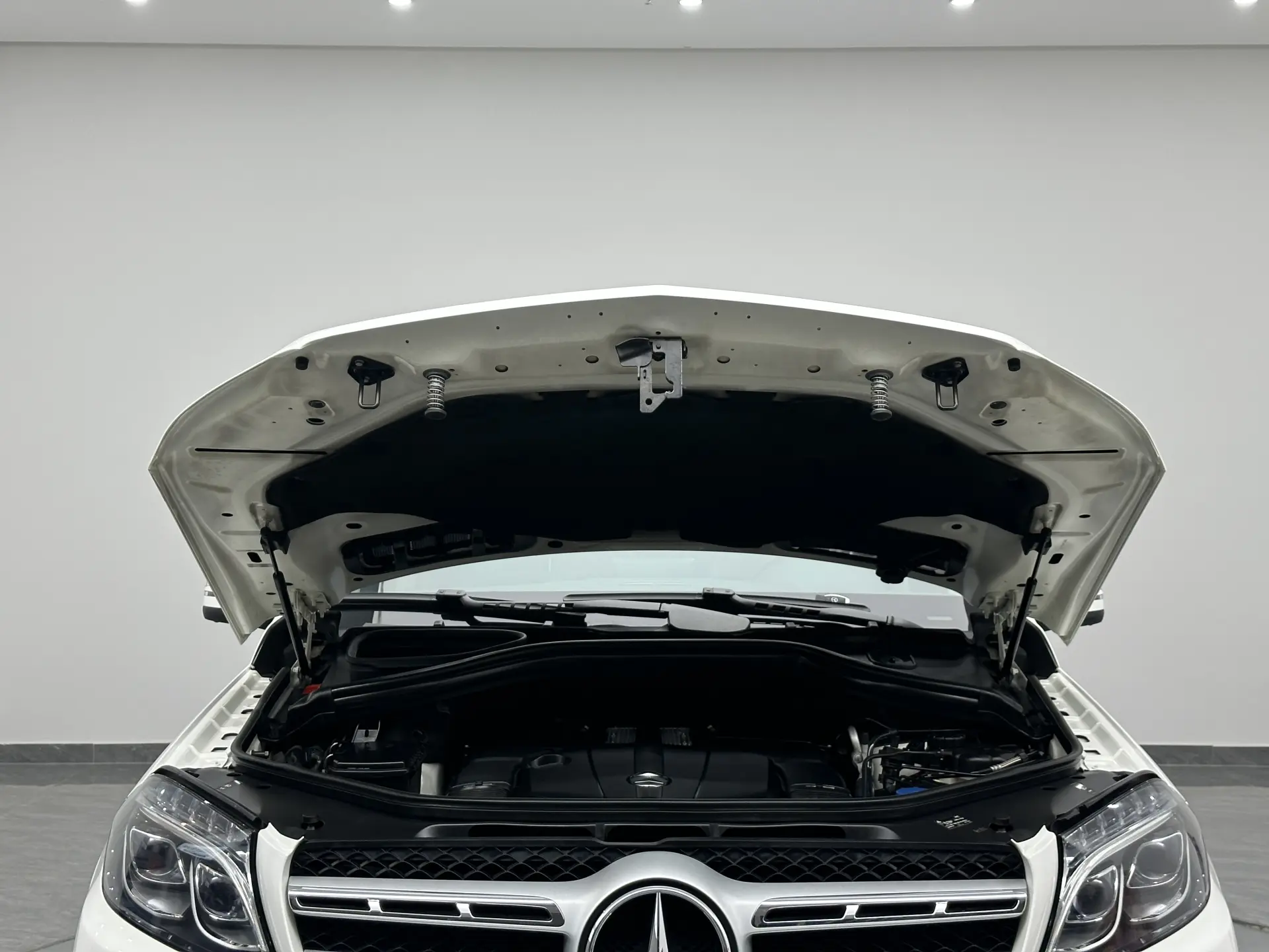 Mercedes-Benz GLS 400 4MATIC, 2016 29