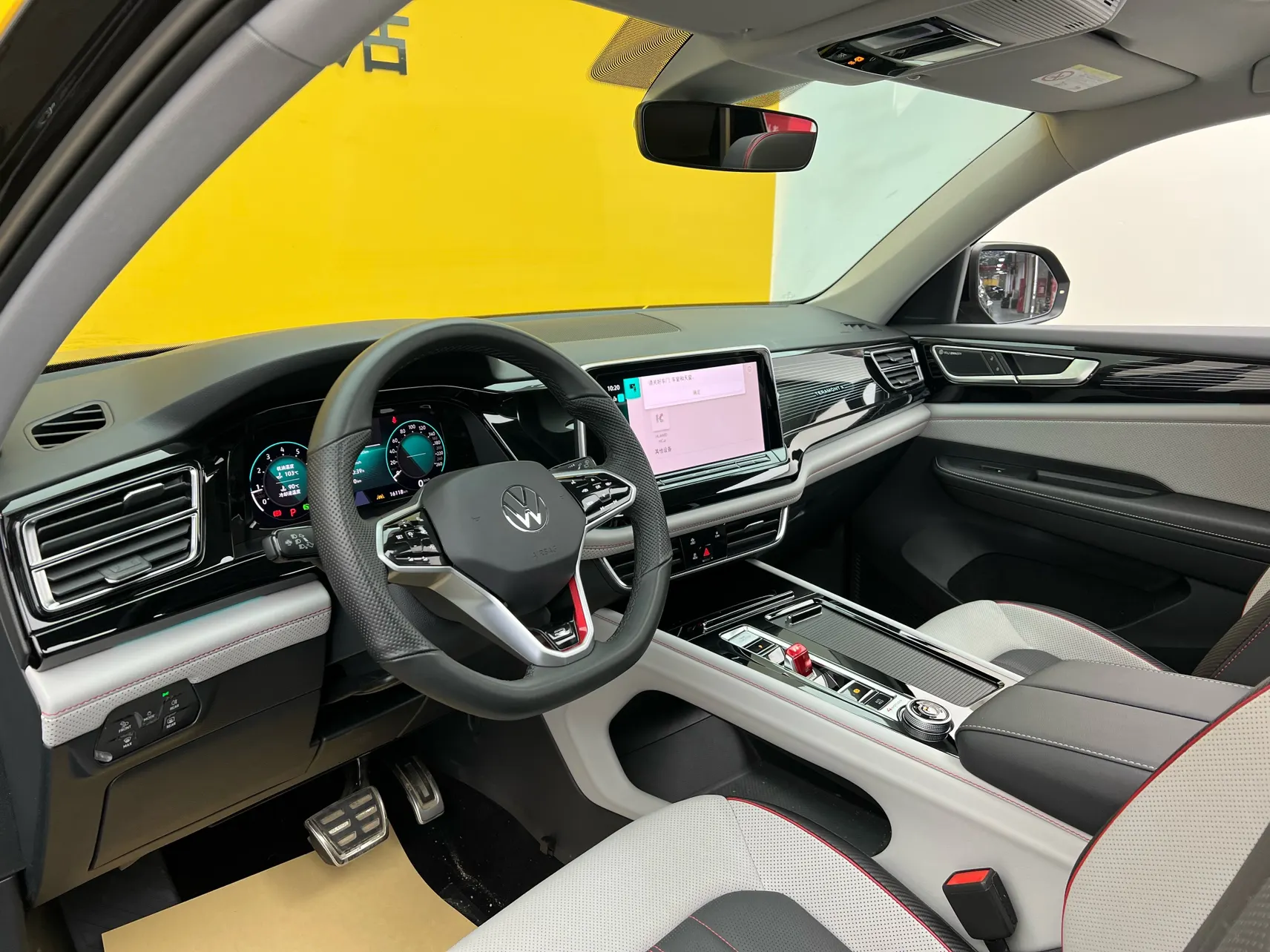 Volkswagen Teramont X, 2024 29