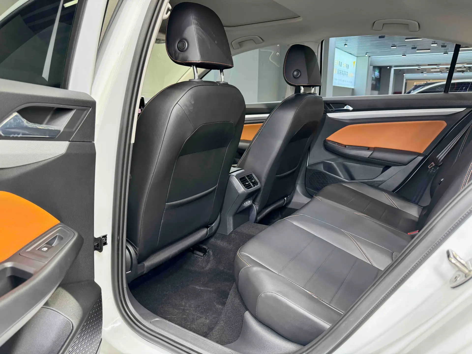 Volkswagen Bora, 2025 25