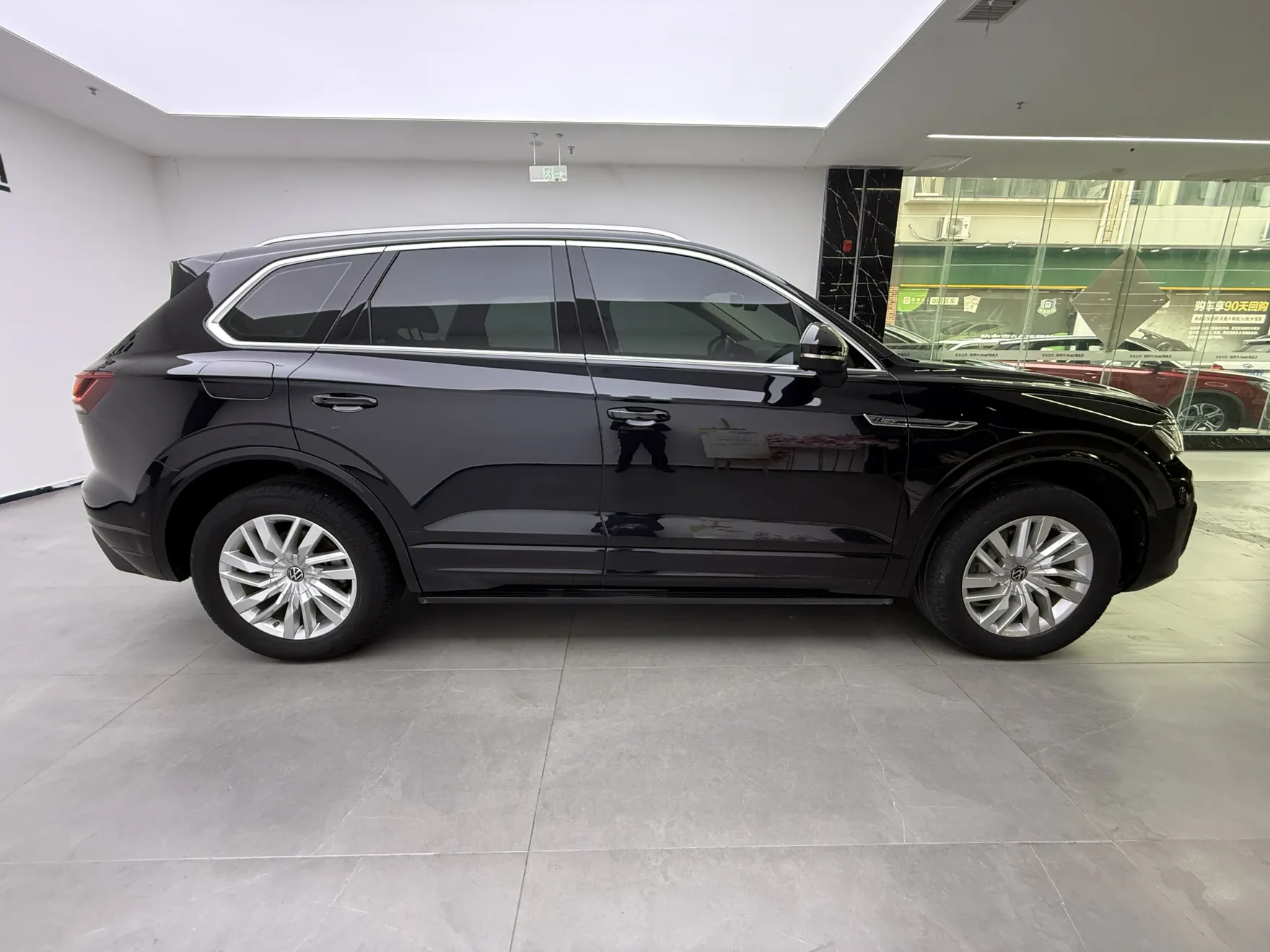 Volkswagen Touareg, 2022 13