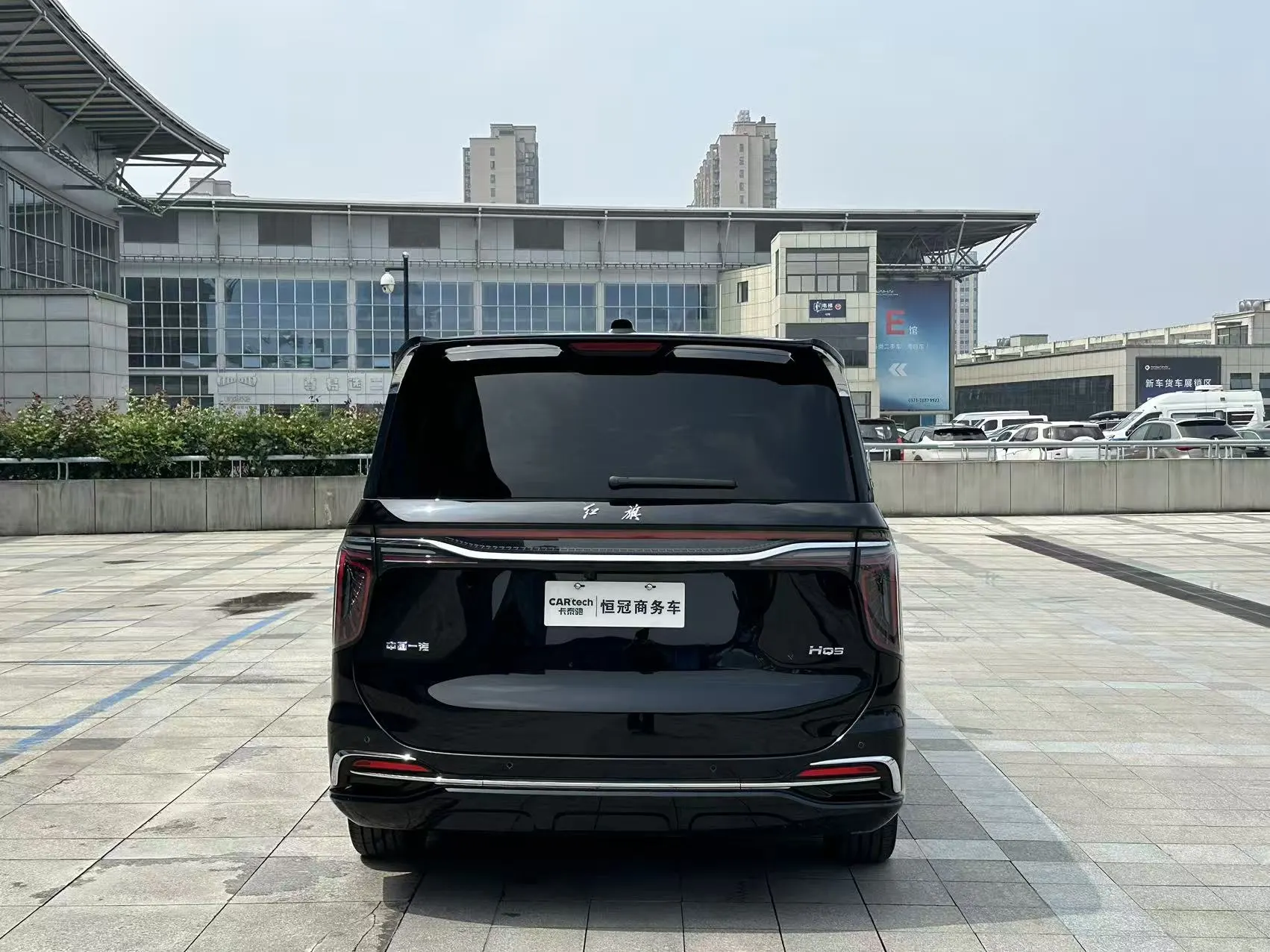 Hongqi HQ9, 2024 все фото